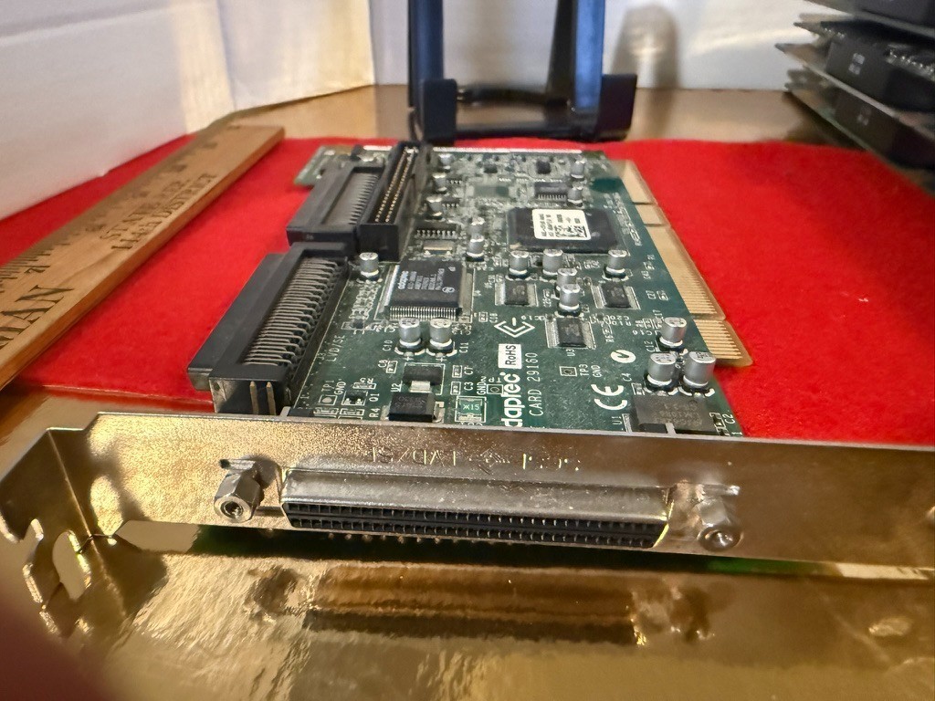 HP SMART ARRAY 6400 SCSI RAID CONTROLLER 128MB with Battery Backup
