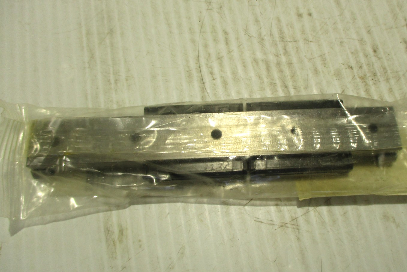 NEW THK 2SRS9WGMUU+140LM LINEAR SLIDE