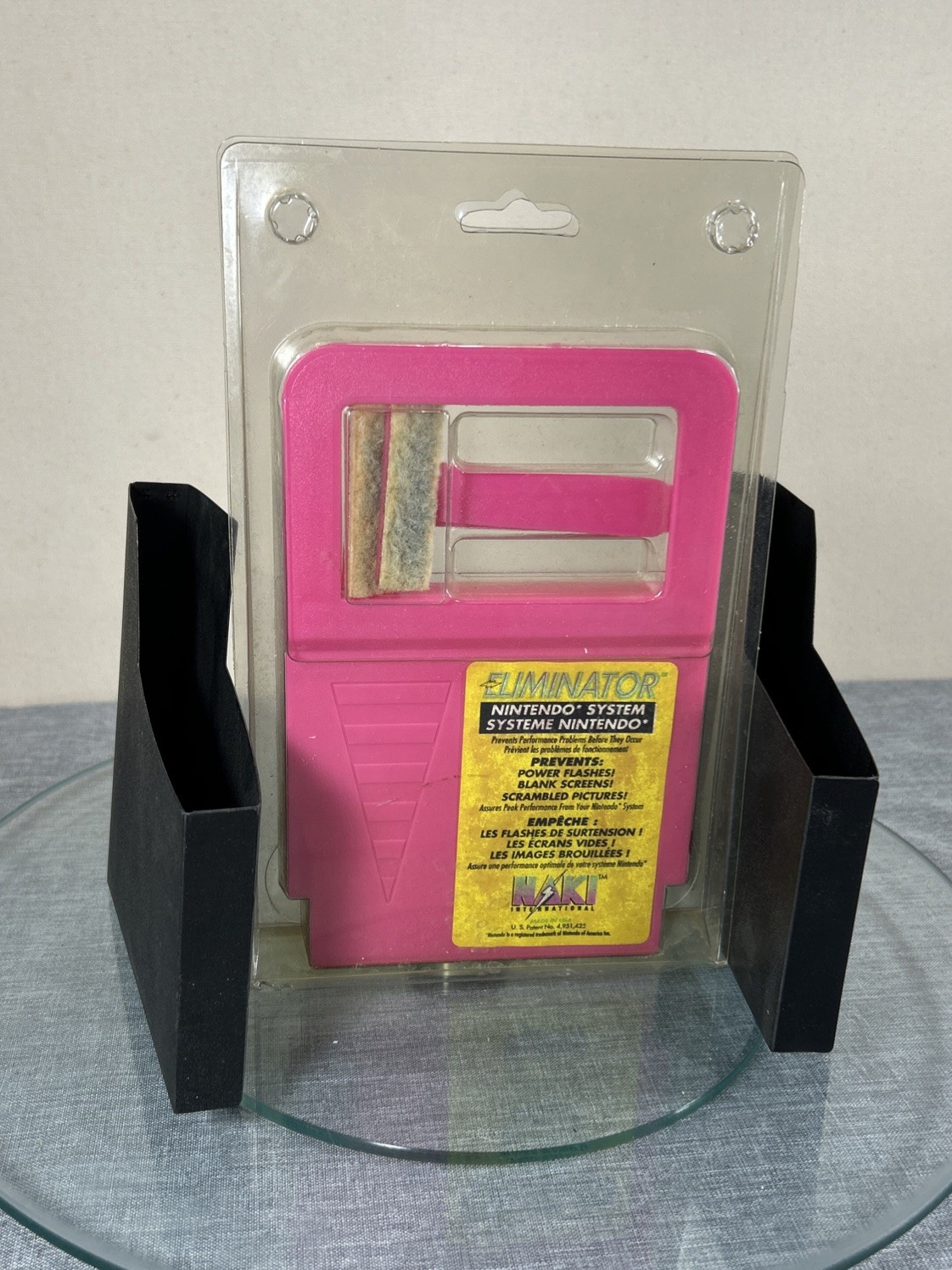 Nintendo NES Illuminator Cleaning Kit Pink + Brush & Game Sleeves