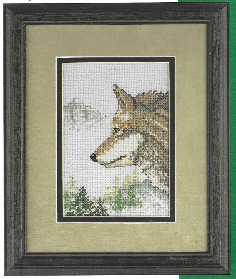 WOLF MOUNTAIN--Brown Wolf--Fits 5" x 7" Frame--Counted Cross Stitch Pattern