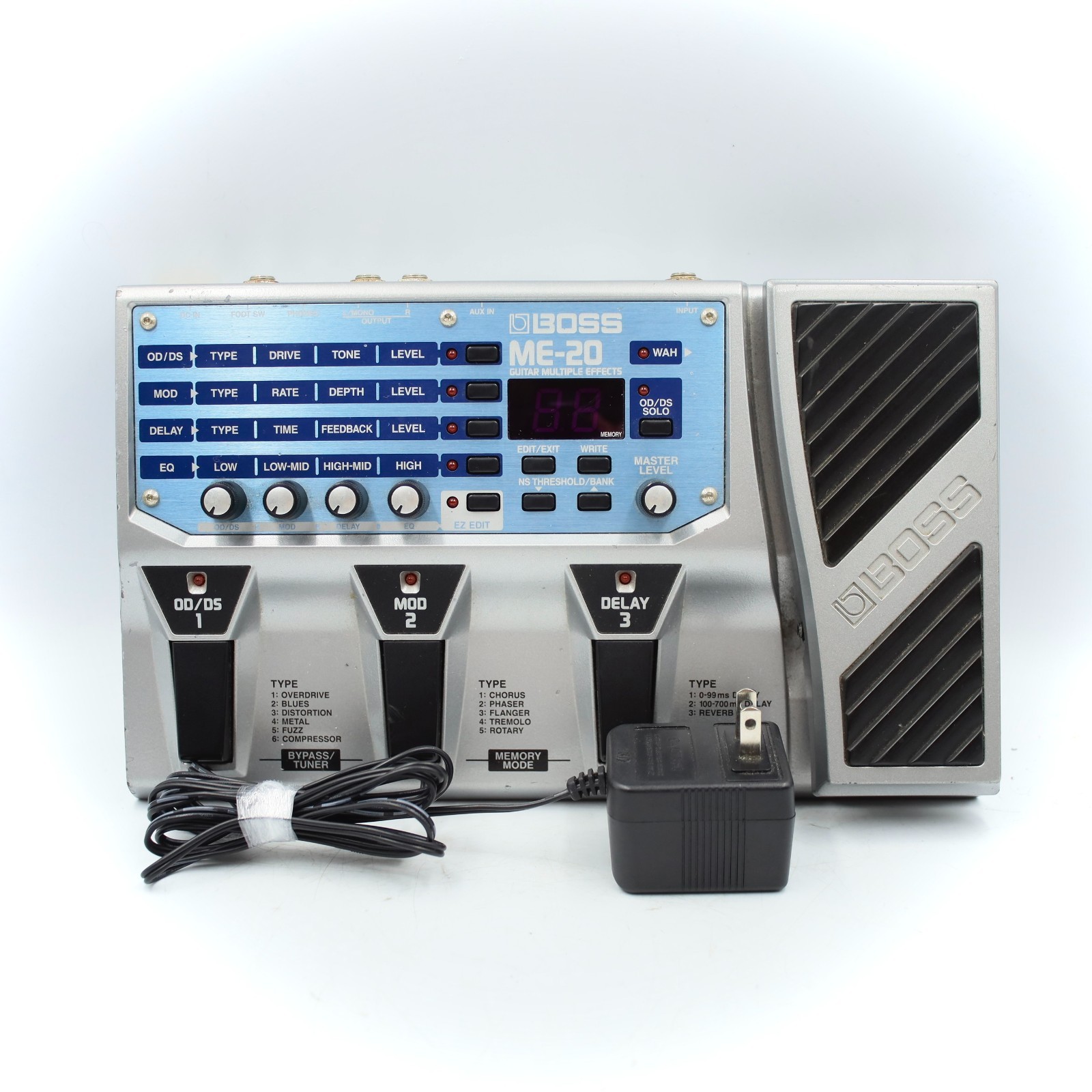 BOSS ME-20 Guitar Multiple Effects Processor With Power Supply FY24677