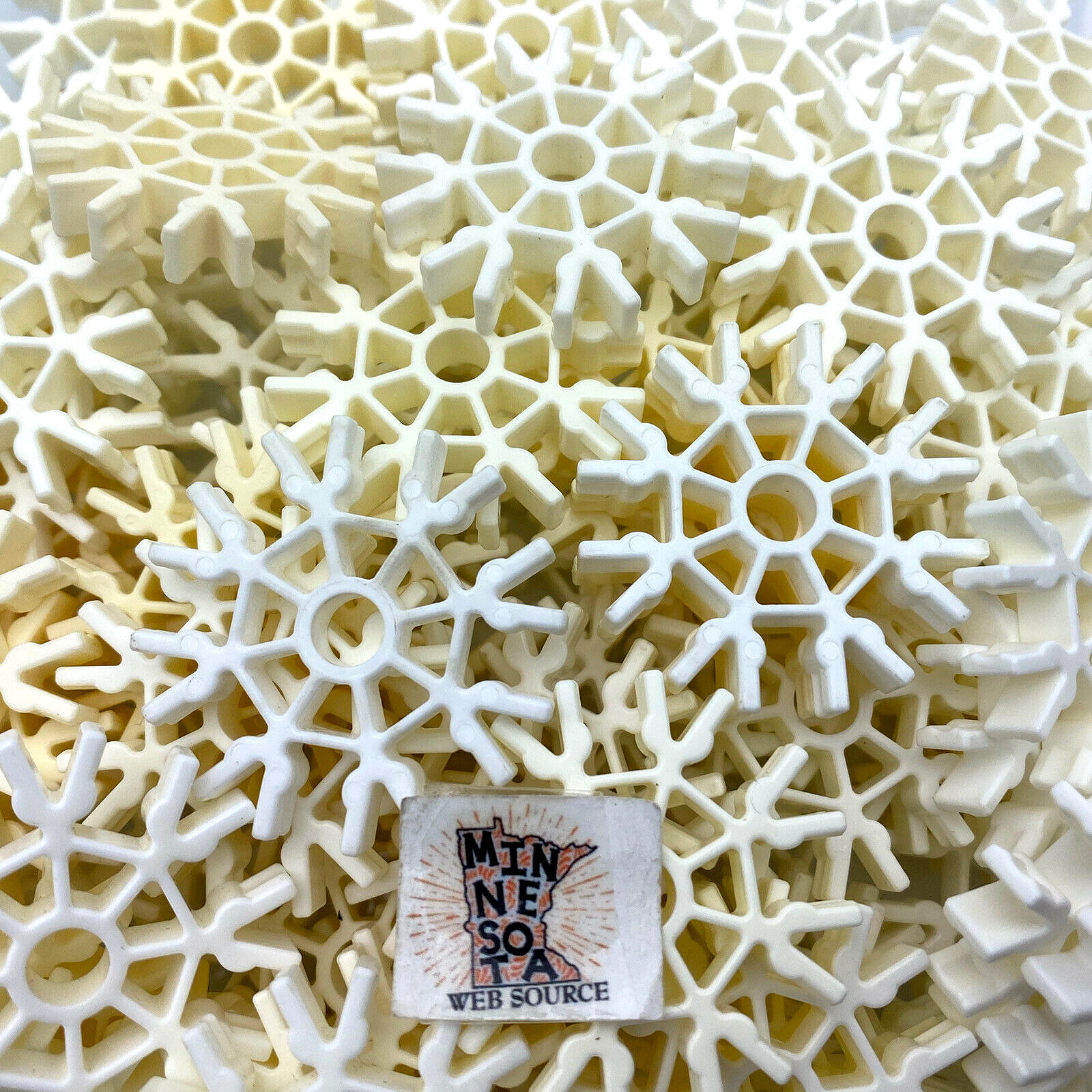(50) K’NEX White 8‑Way Connectors – USED OEM – Standard