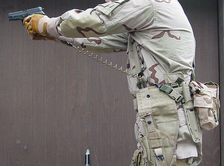 Tactical Secure Lanyard Spring Pistol Gun Sling Practical Security Leash