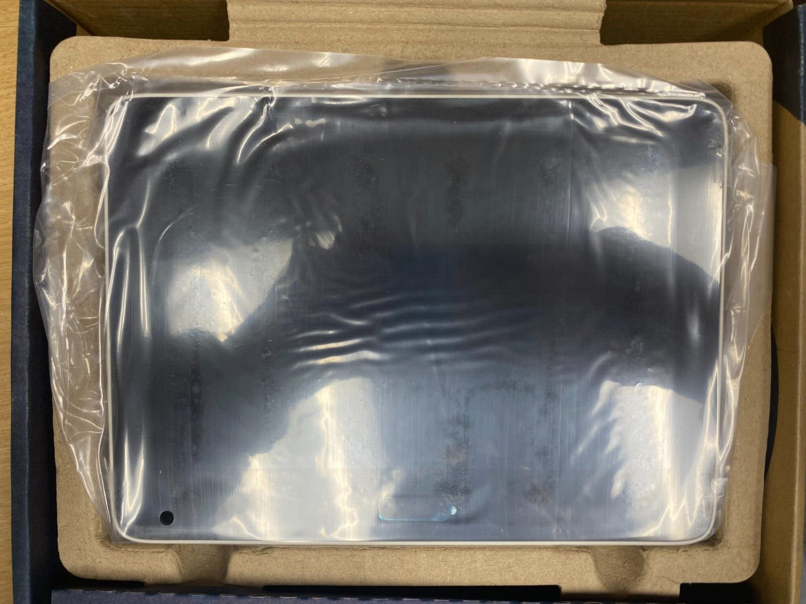 HP Poly GC8 Touch Controller (P/N: 2200-30780-001)