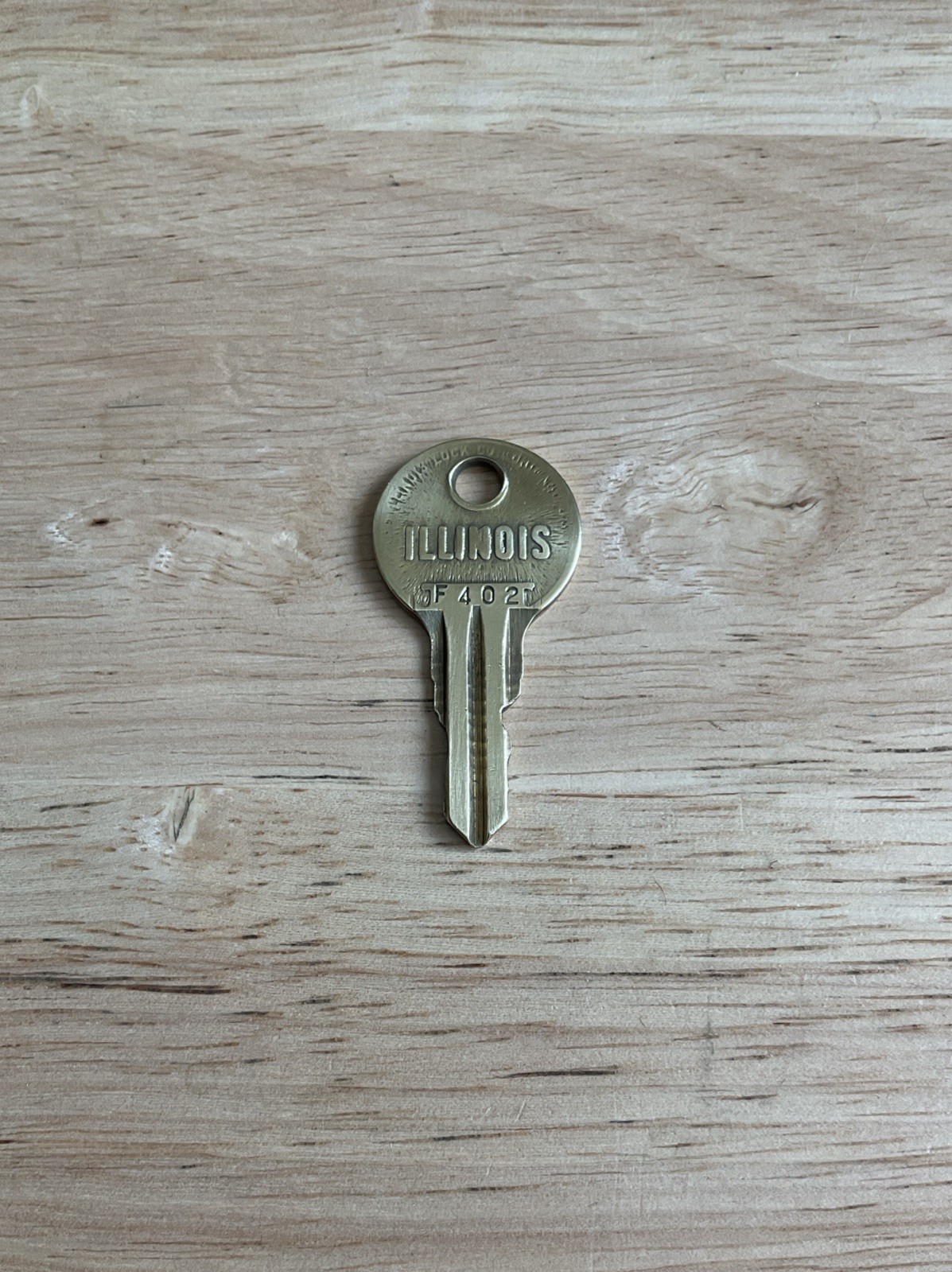 Illinois Lock Key # F 402