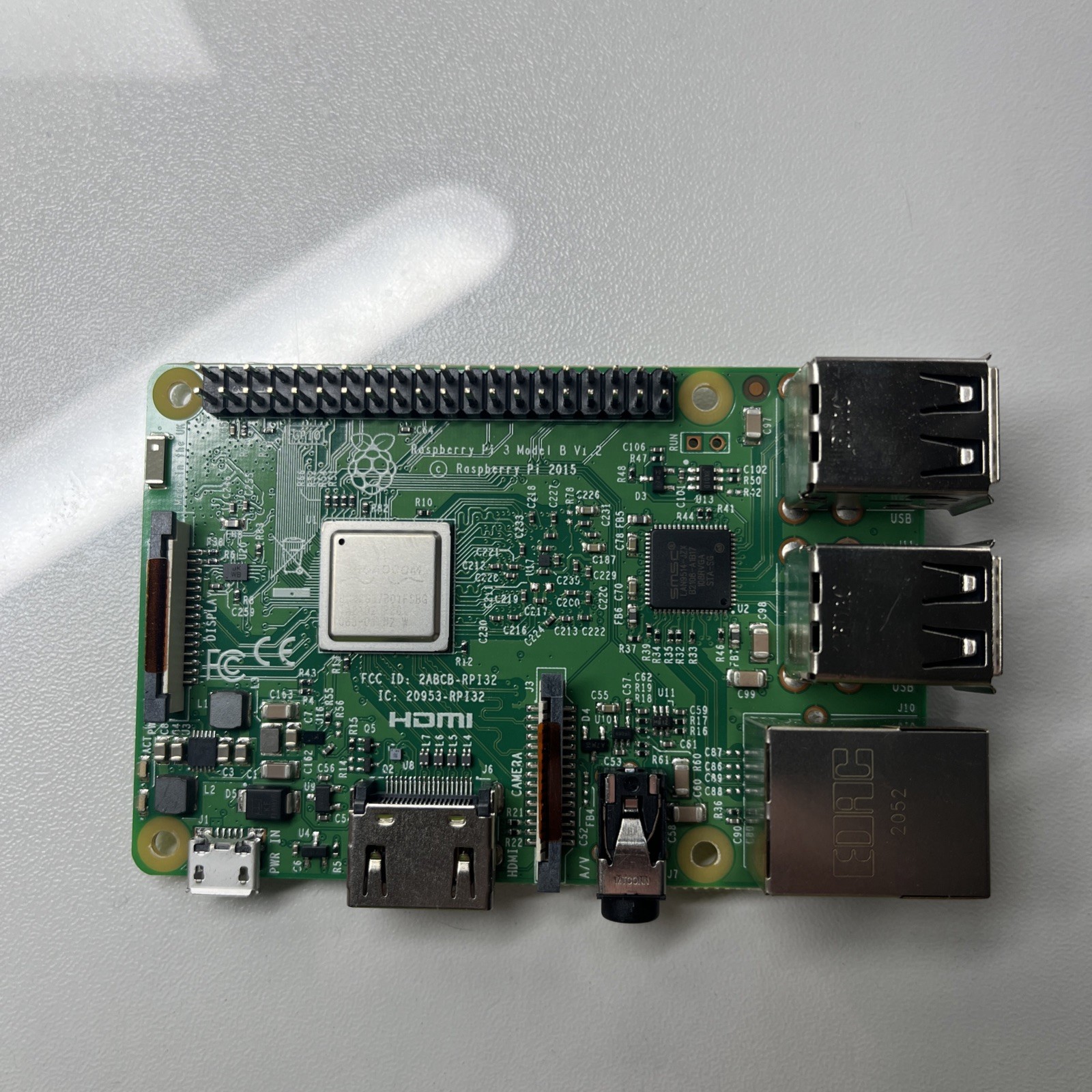 Raspberry Pi 3 Model B V1.2 - Quad-Core CPU, 1GB RAM, Wireless & Bluetooth