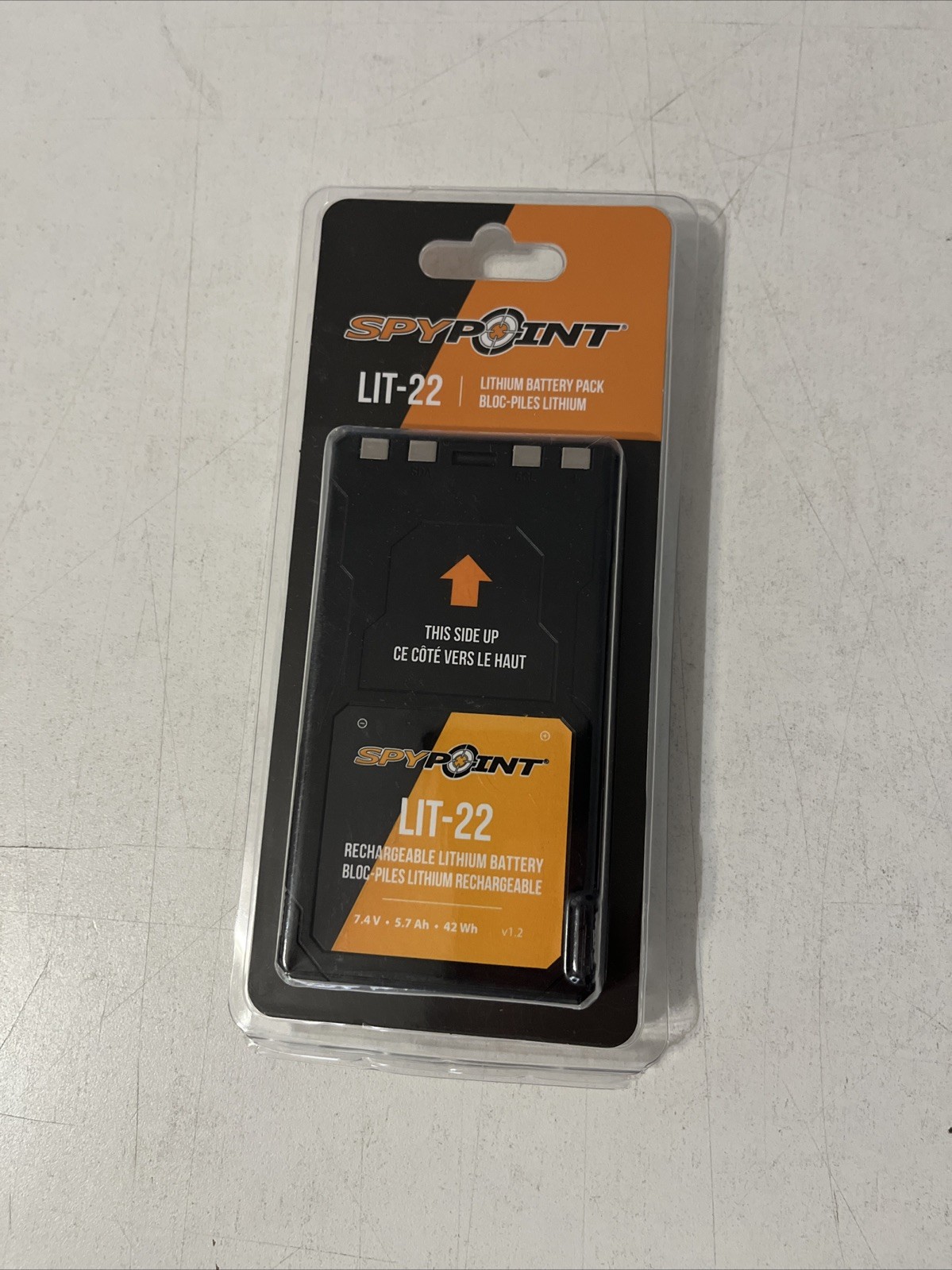 SpyPoint LIT-22 Rechargeable Lithium Battery Pack 7.4V 5.7Ah with Charger