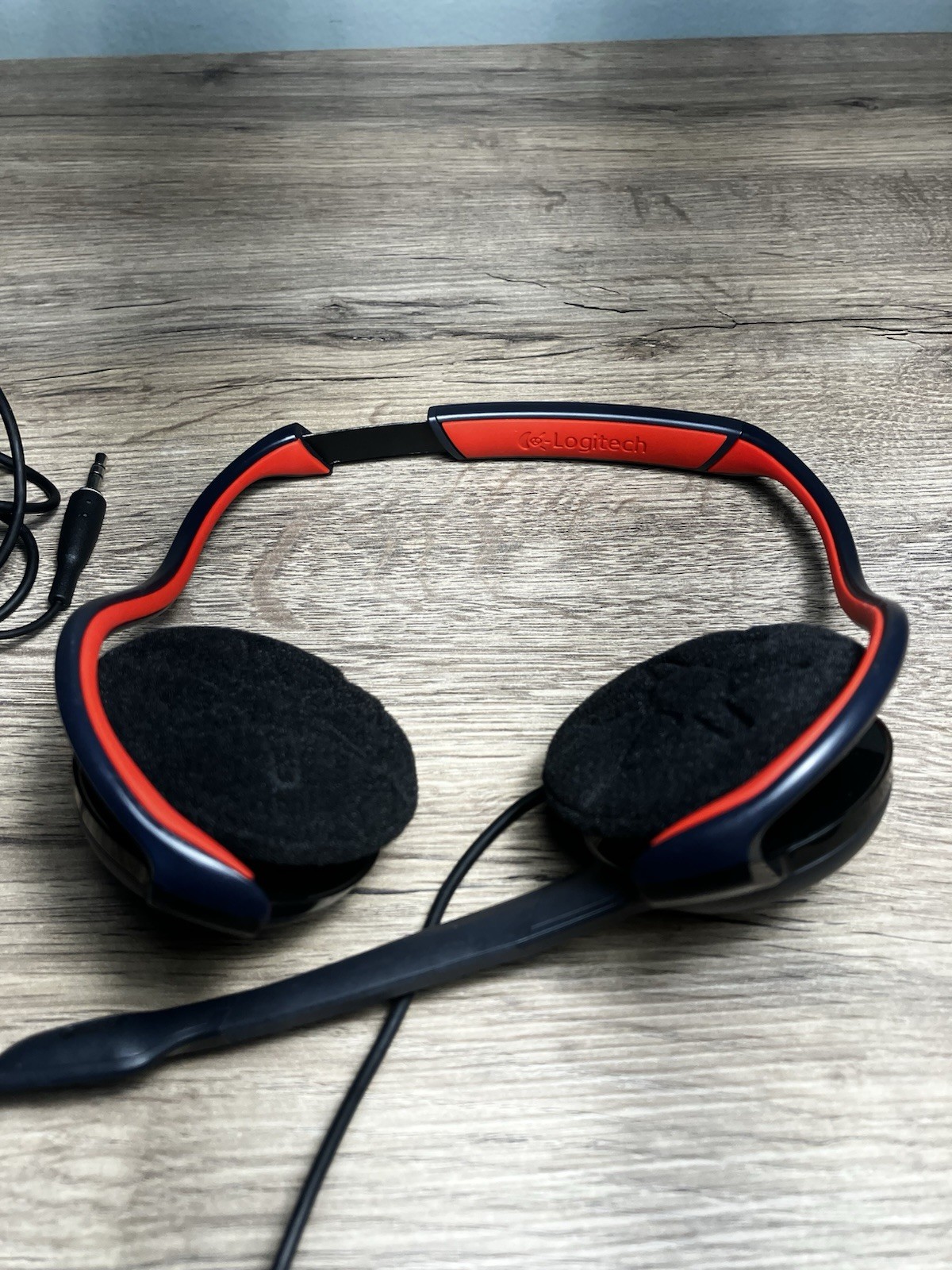 LOGITECH G330 STEREO GAMING HEADSET | Used - Good Working Order