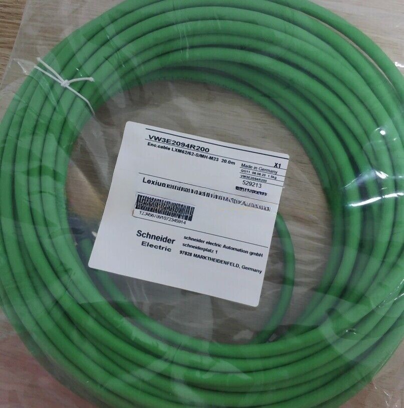 New 1PCS VW3E2094R200 20M motor encoder cable Fast Free delivery
