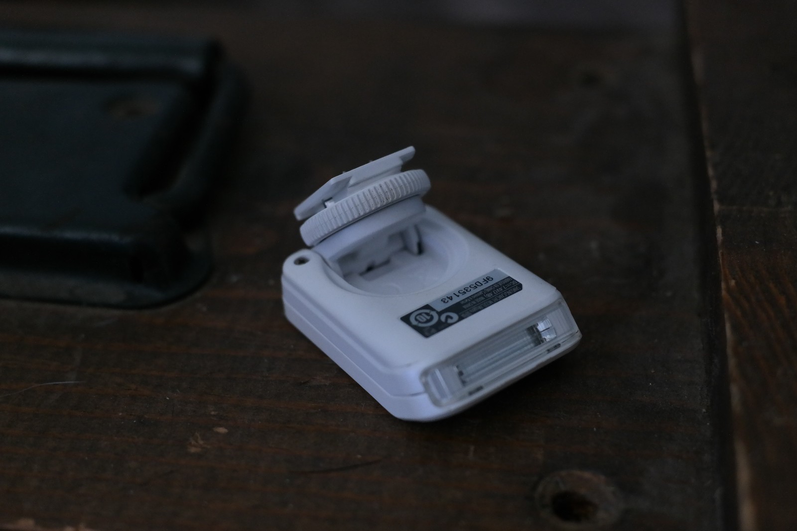 Samsung SEF-8A Shoe Mount Flash for Samsung NX Mount Camera - White w/ Case ✅