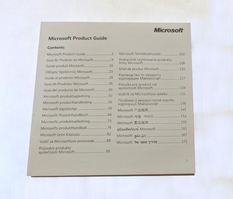 Microsoft Product Guide for 2012 LifeCam Webcam - Information Book, not a manual