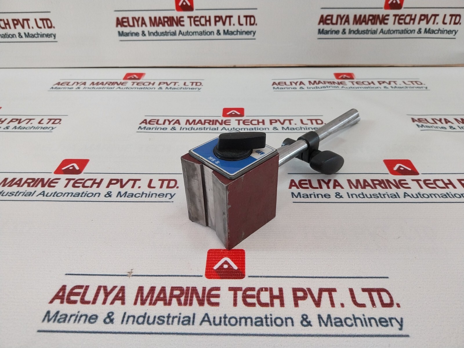 Hactec MB-B Hydraulic Magnetic Base with Arm