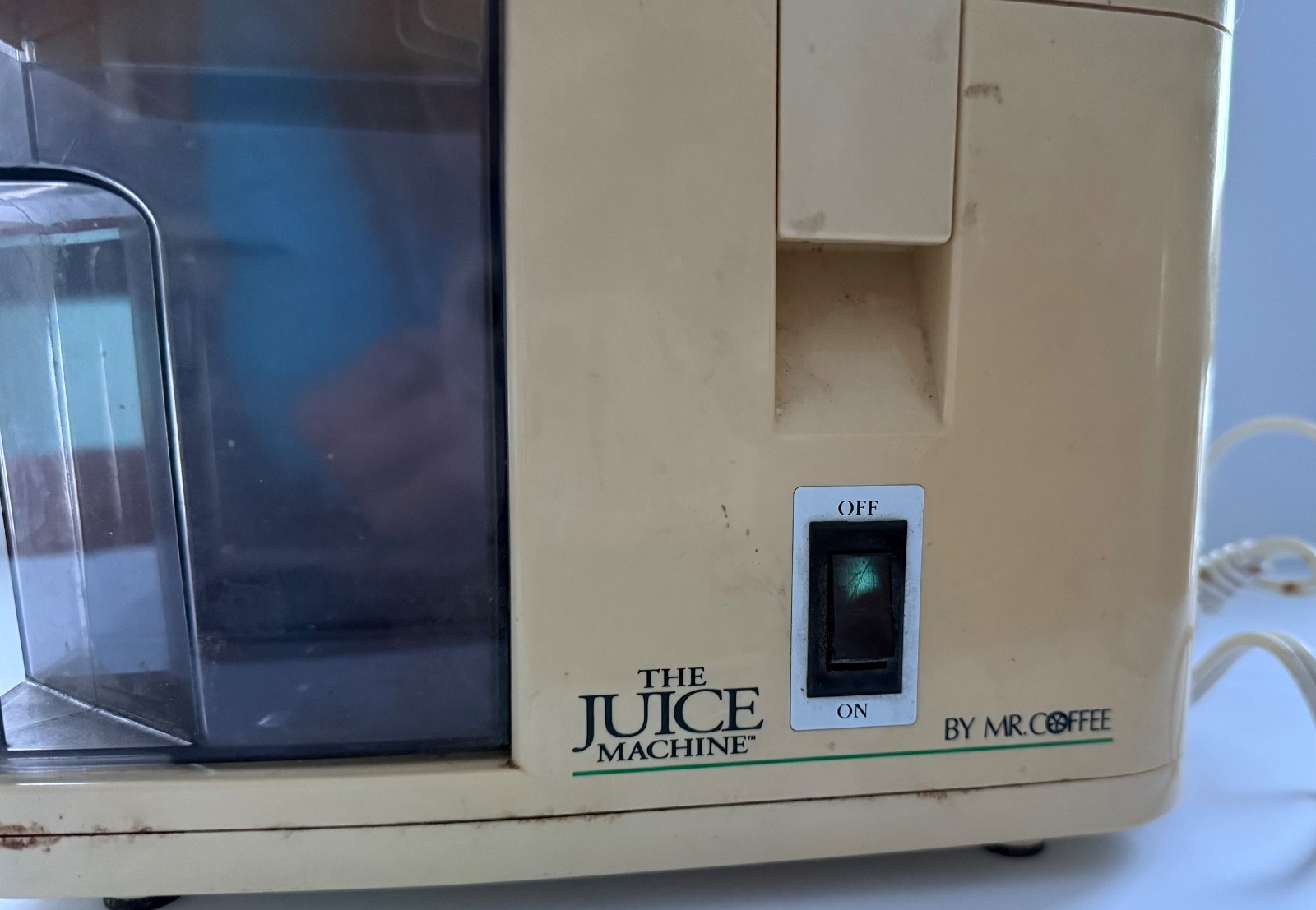 The Juice Machine by Mr. Coffee Works JEH 200