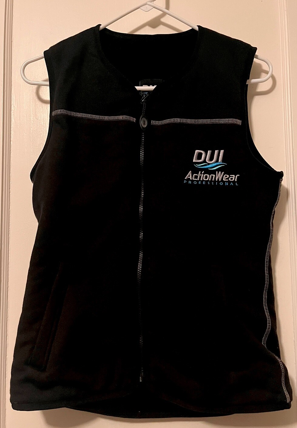 DUI Action Wear 300 Vest-X Small