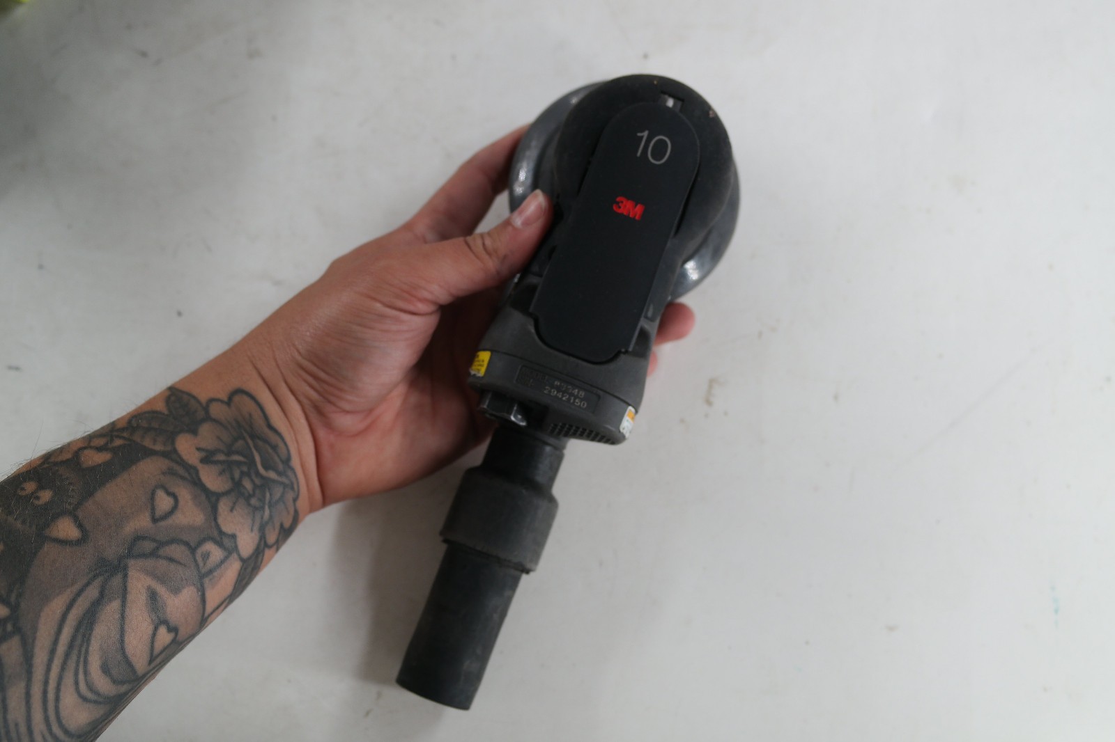 3M Xtract™ Pneumatic Random Orbital Sander, 88948, 5 in, Self-Generated Vacuum