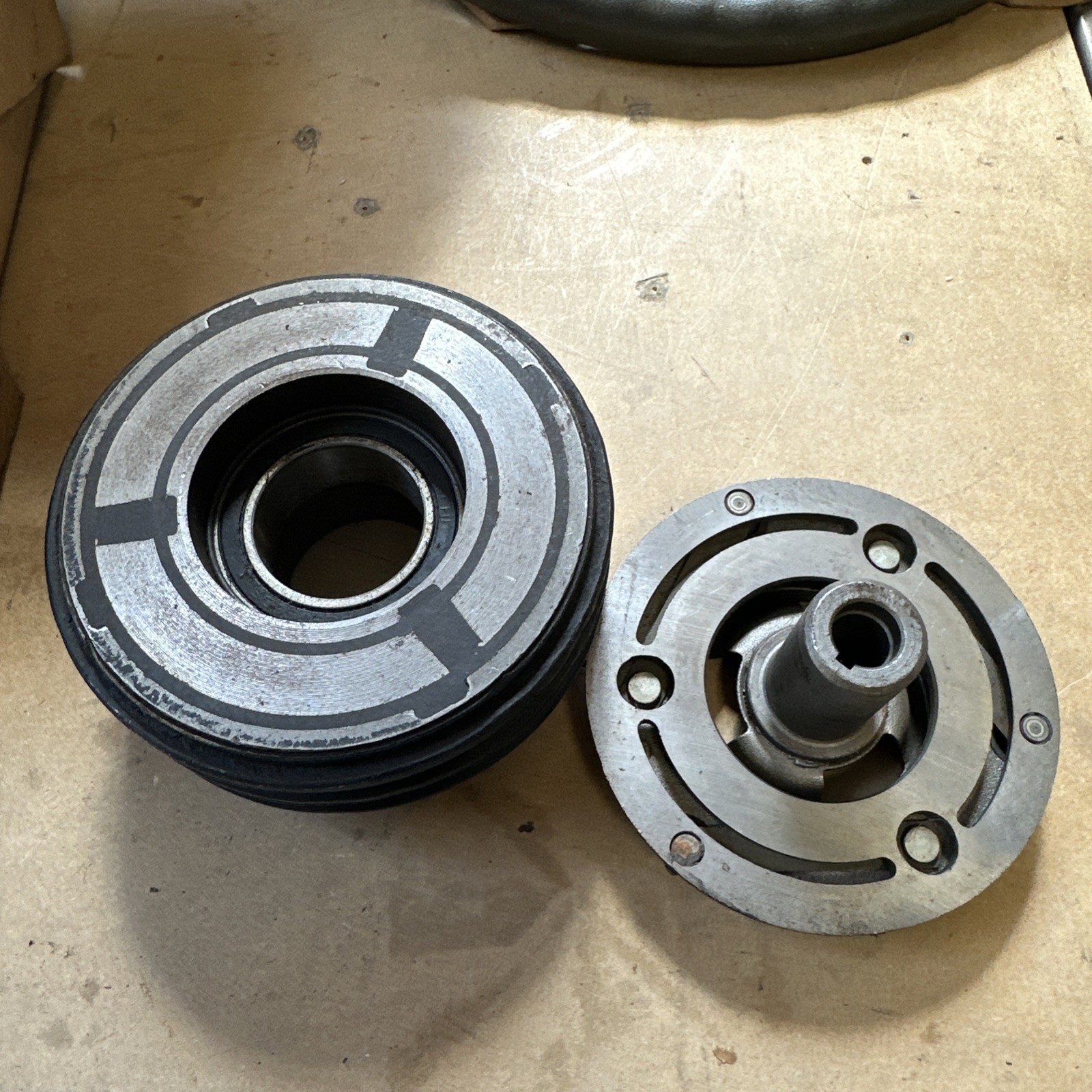 Unbranded Dual Groove Pulley With Matching Hub AP2-2900 And AP2-3300 Vintage