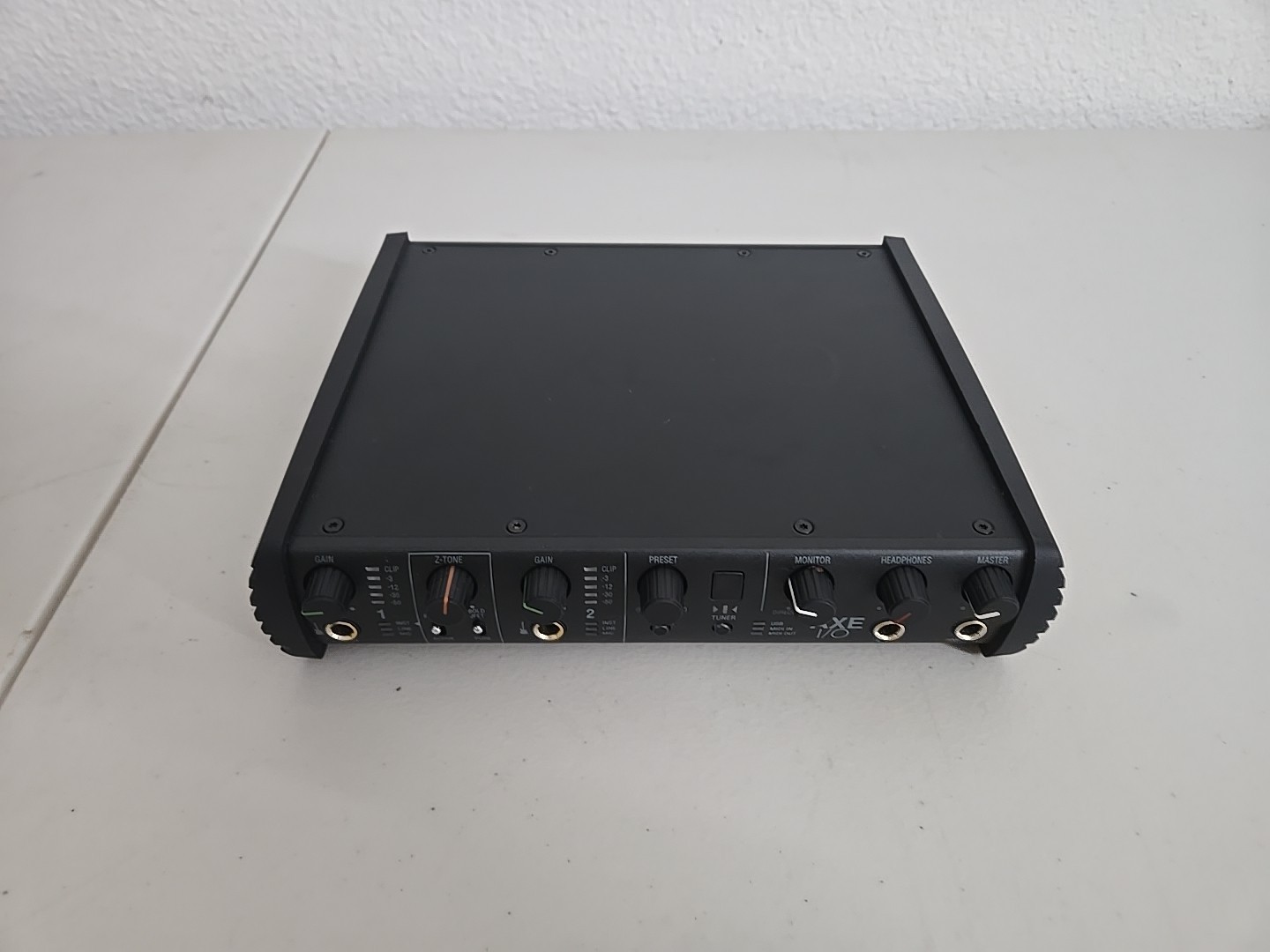 IK Multimedia AXE I/O SOLO USB Audio Interface Tested & Works 1086