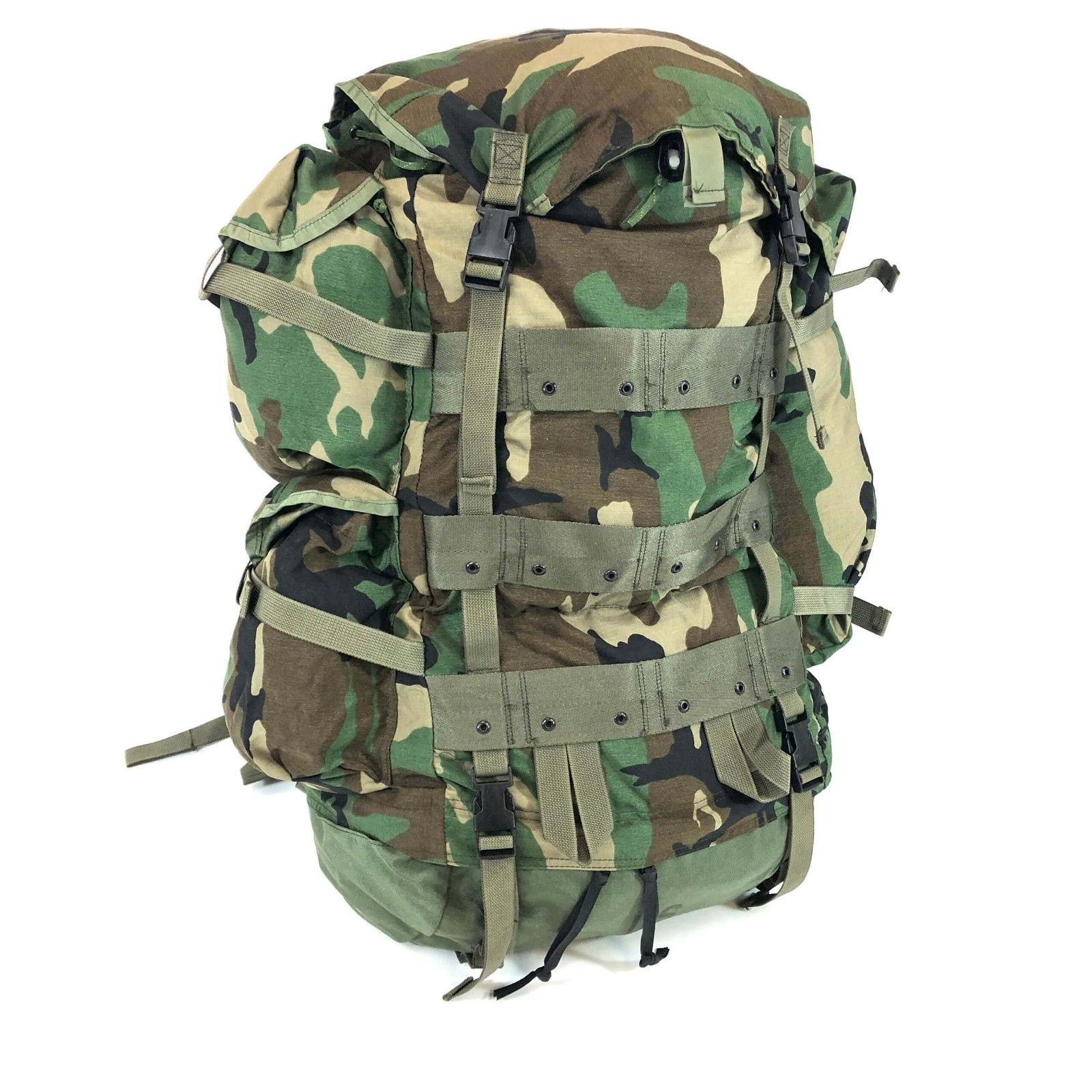US Military Large Field Pack CFP-90 Internal Frame Woodland Camo
