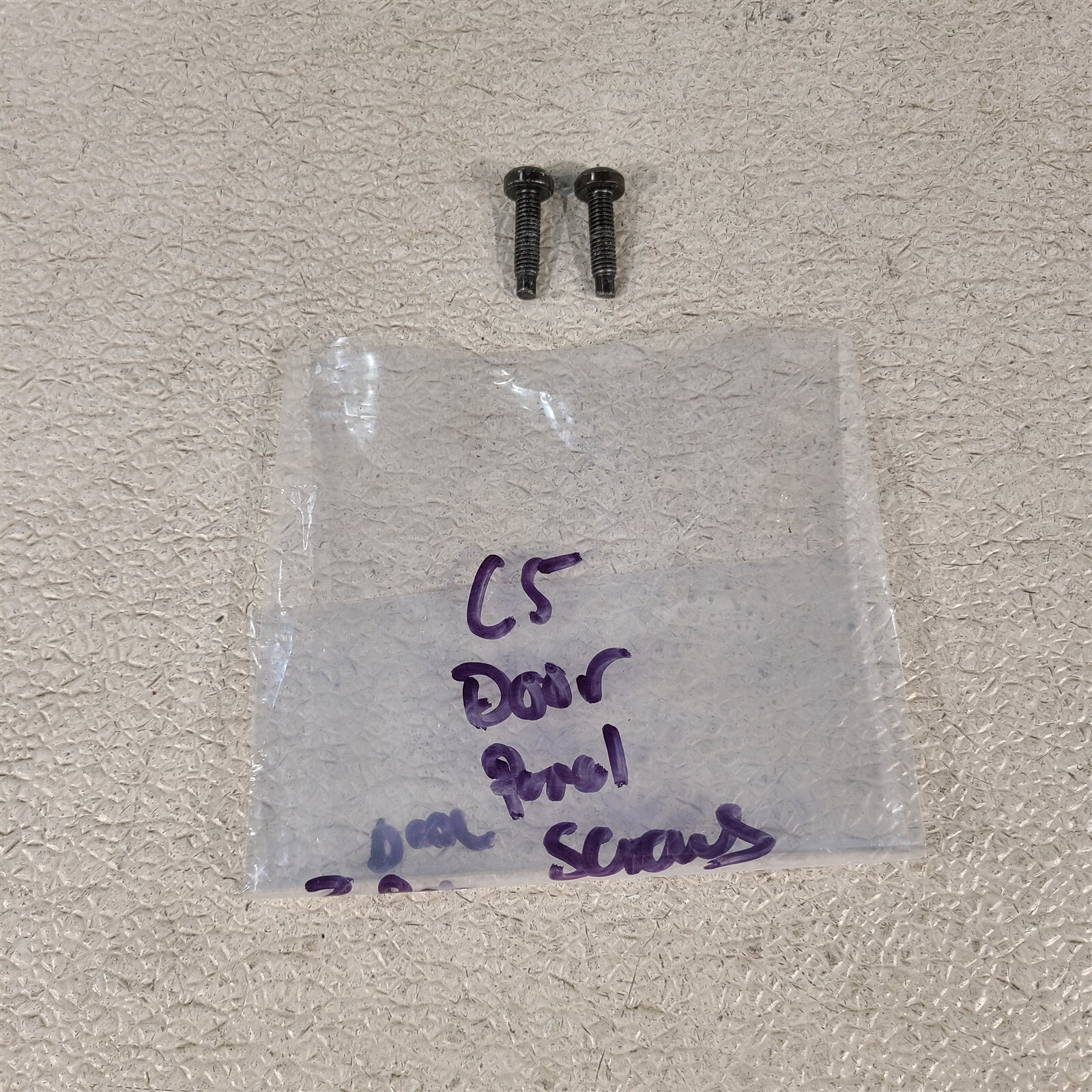 97-04 Corvette C5 Door Panel Screw Set Screw Bolts Aa7354