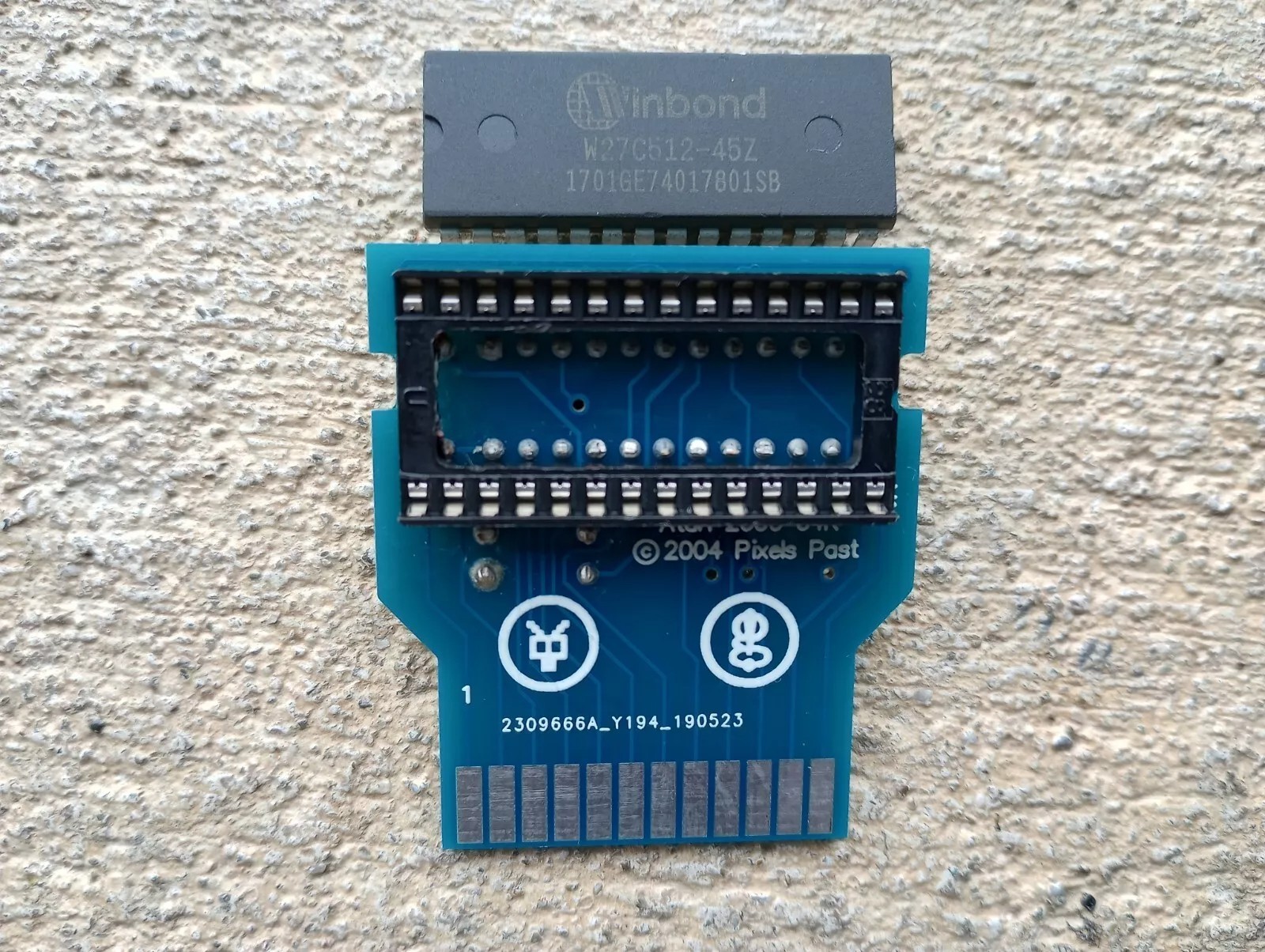 1PCS Atari 2600 multi-game 64KB Cartridge PCB With 27C512 EE/EPROM game dev