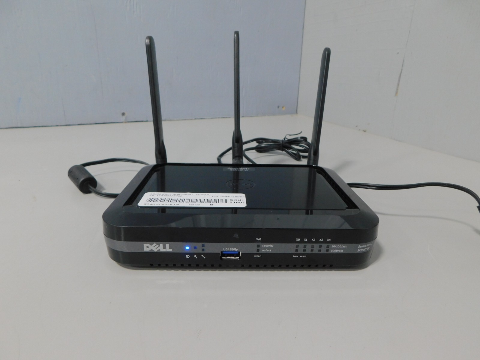 SonicWALL Dell SOHO W APL41-0BA Firewall Wireless Network Security Appliance