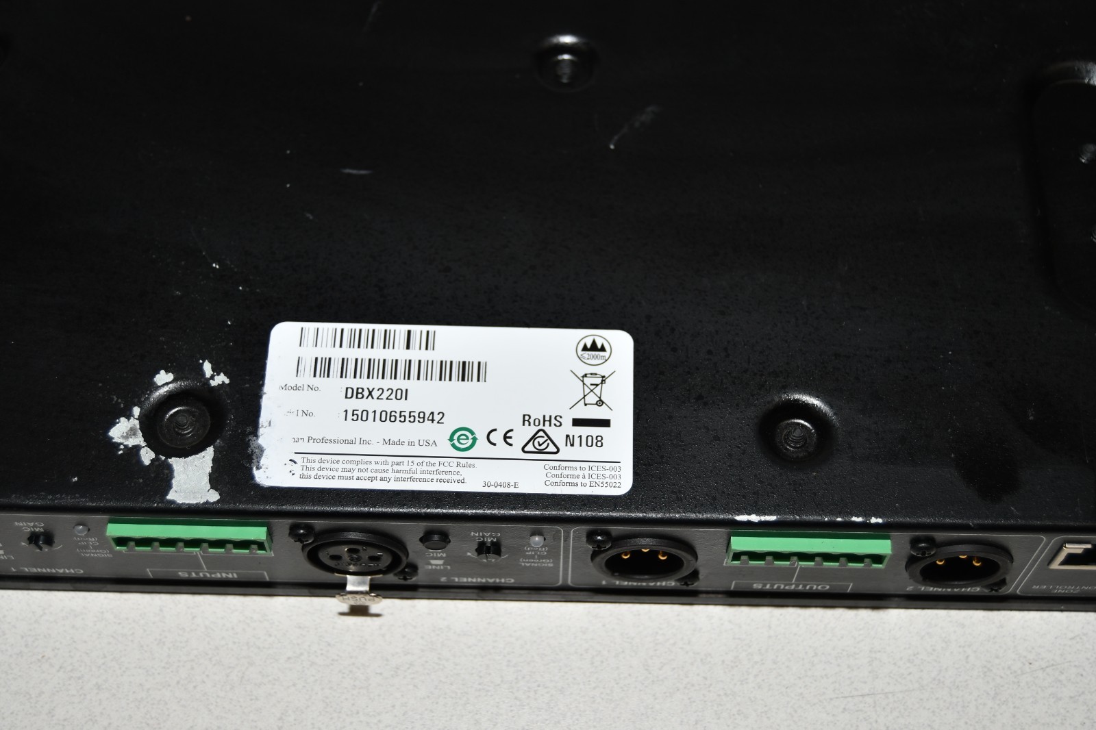 ^ dbx DriveRack 220i System Processor w/ AFS Advanced Feedback Suppression