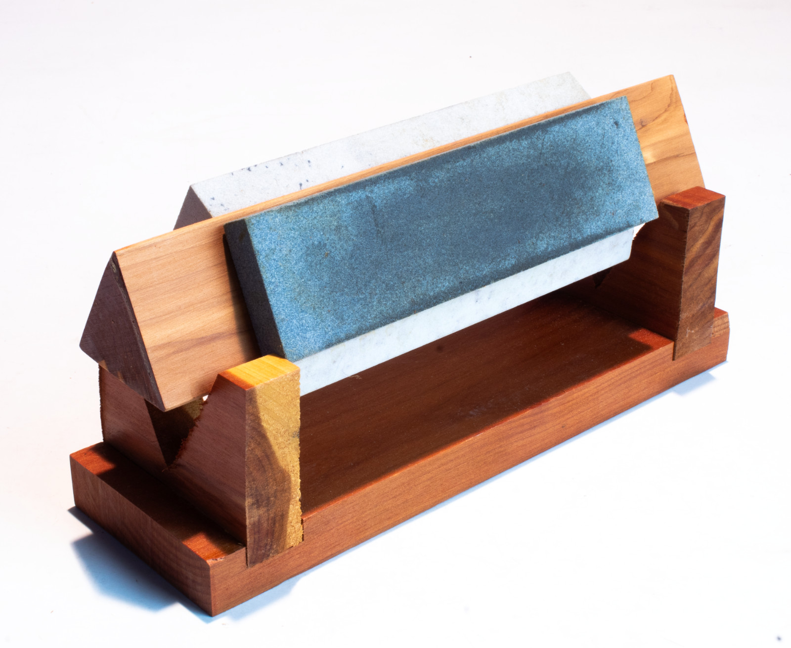 Smith’s TRI6 Tri-Hone Stone Sharpening System