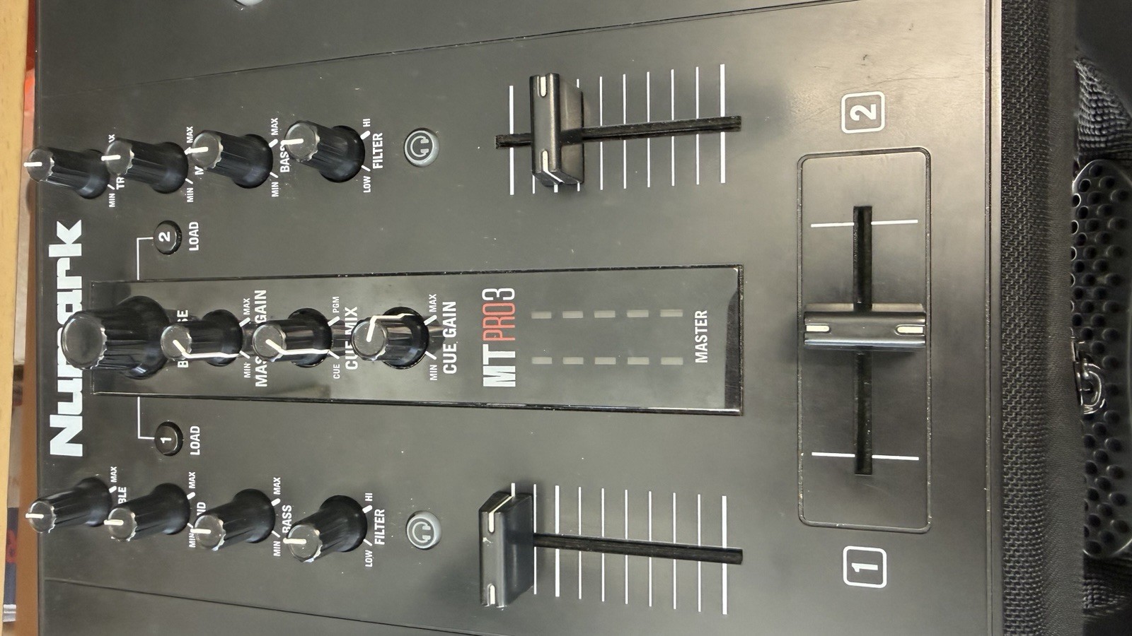 Numark MT PRO3 Double Deck DJ Controller Serato, Mixer, Autoloop, 16 Pads