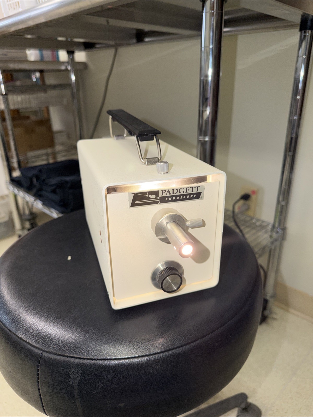 Padgett Light Source Model FO-150
