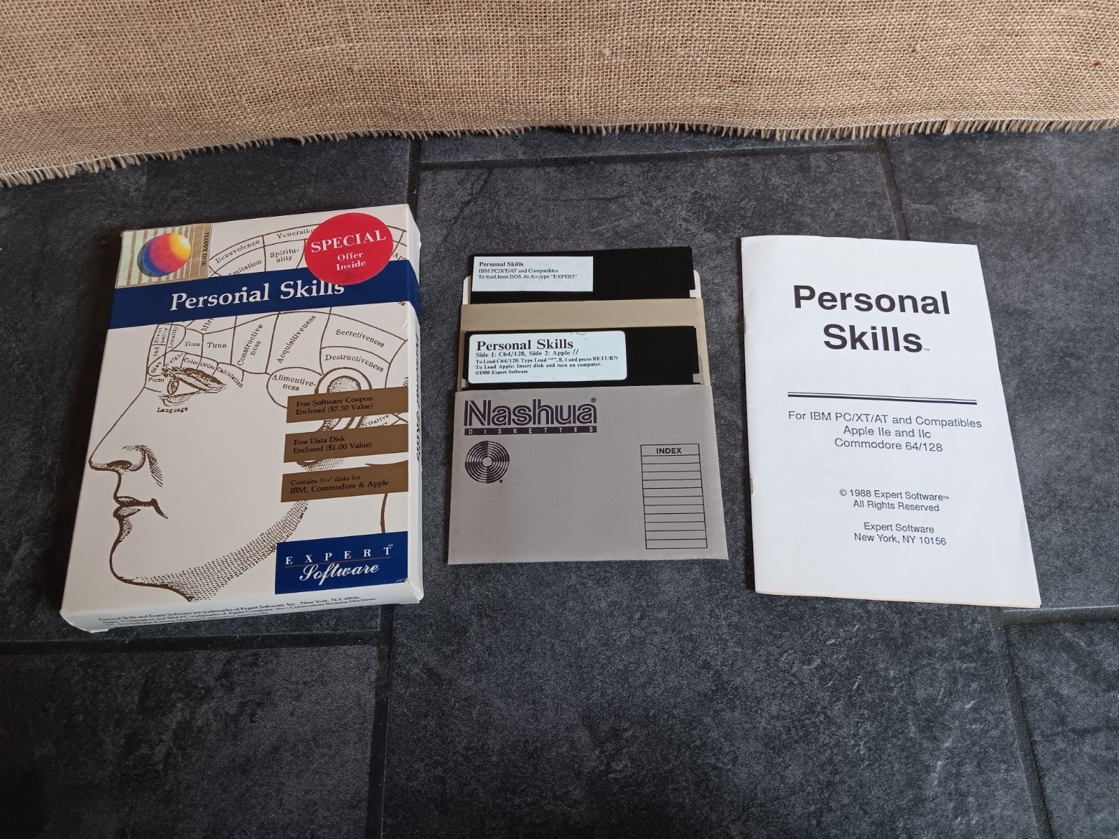 Commodore 64 Personal Skills Expert Software Tested/Works Box Damage
