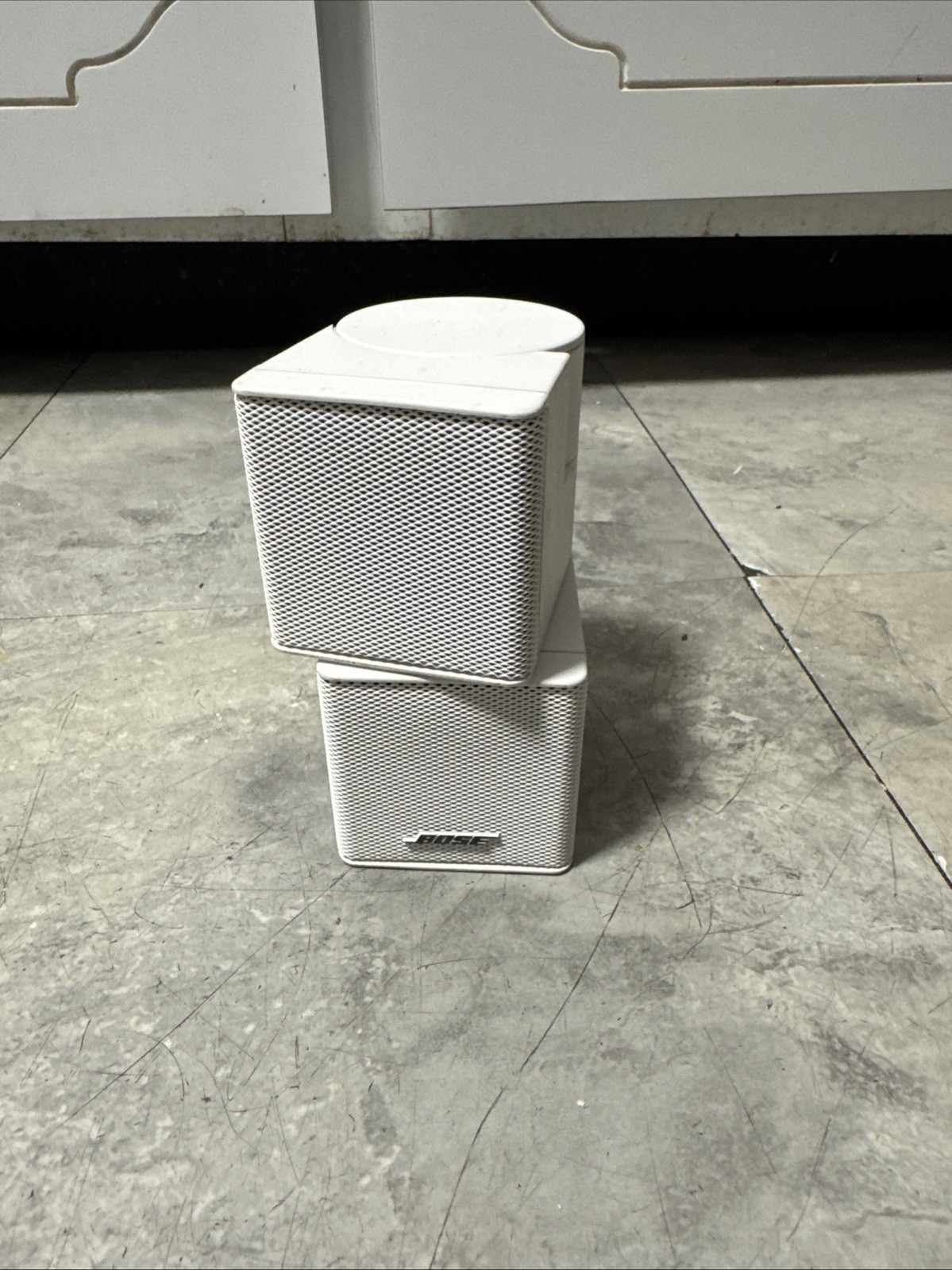 1x Bose Acoustimass Jewel Cube Speaker (White)
