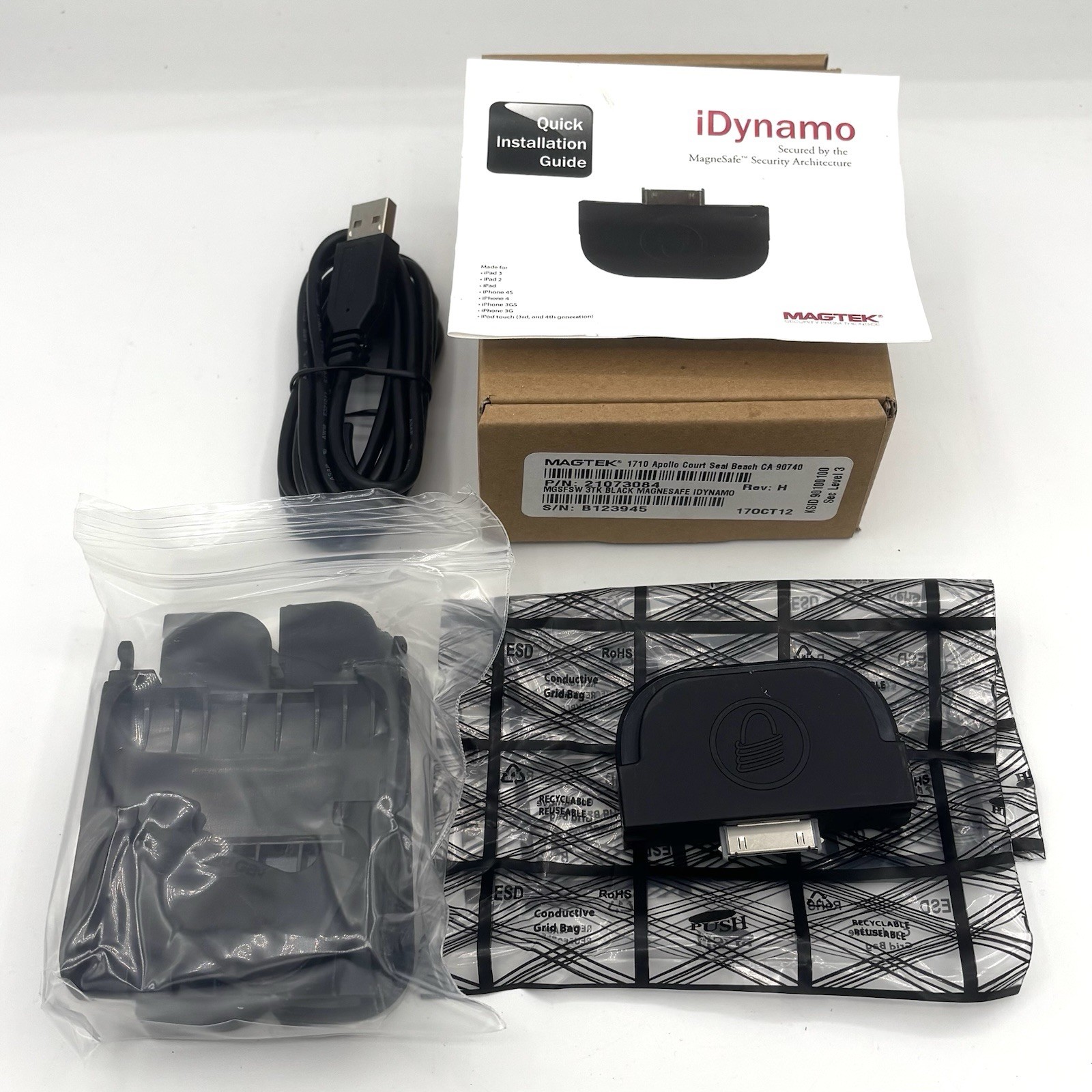 MagTek iDynamo Encrypted Card Reader for 4G iPhone and iPad 21073084