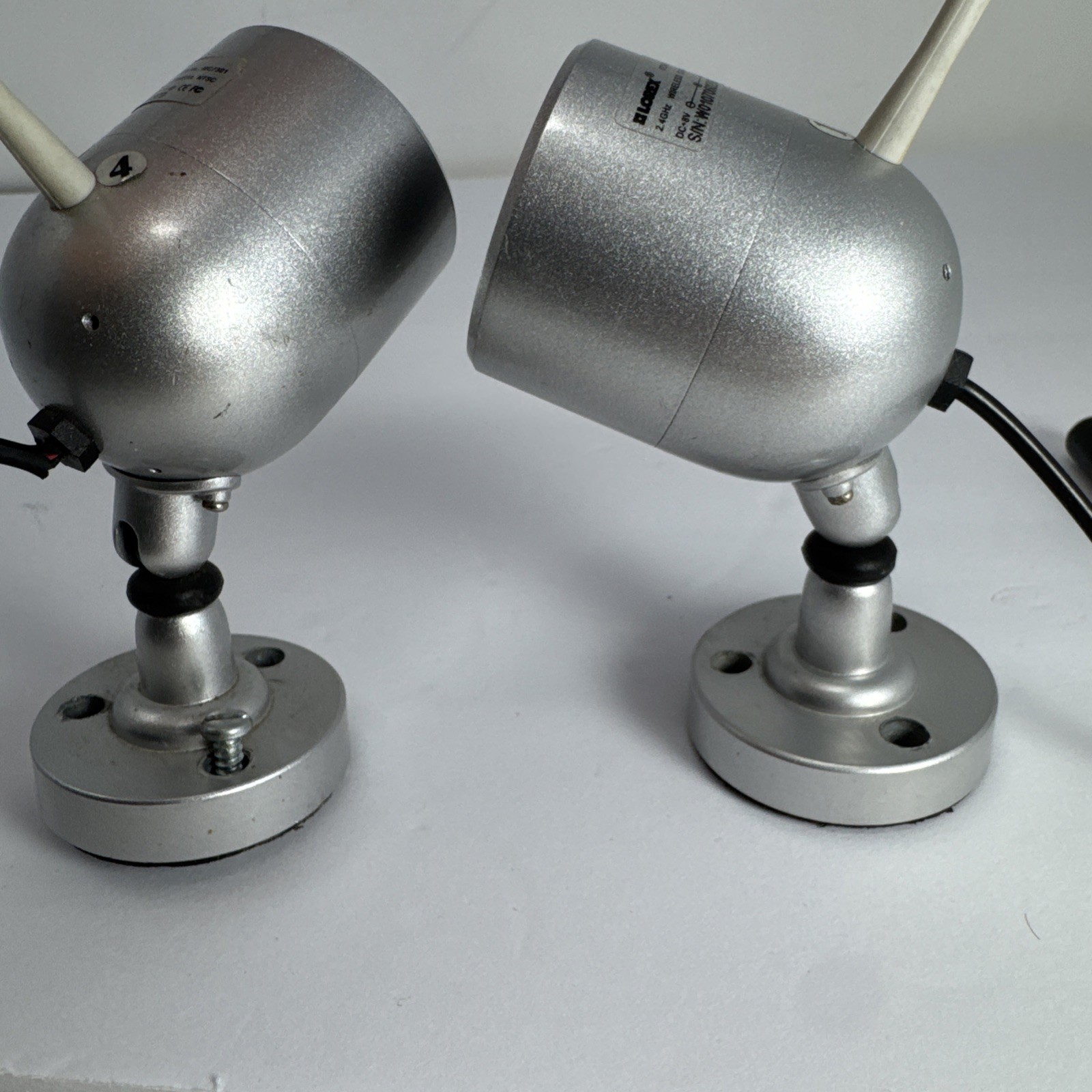 x2 Lorex Silver Security Cameras mc7301 Need To Be Rewired