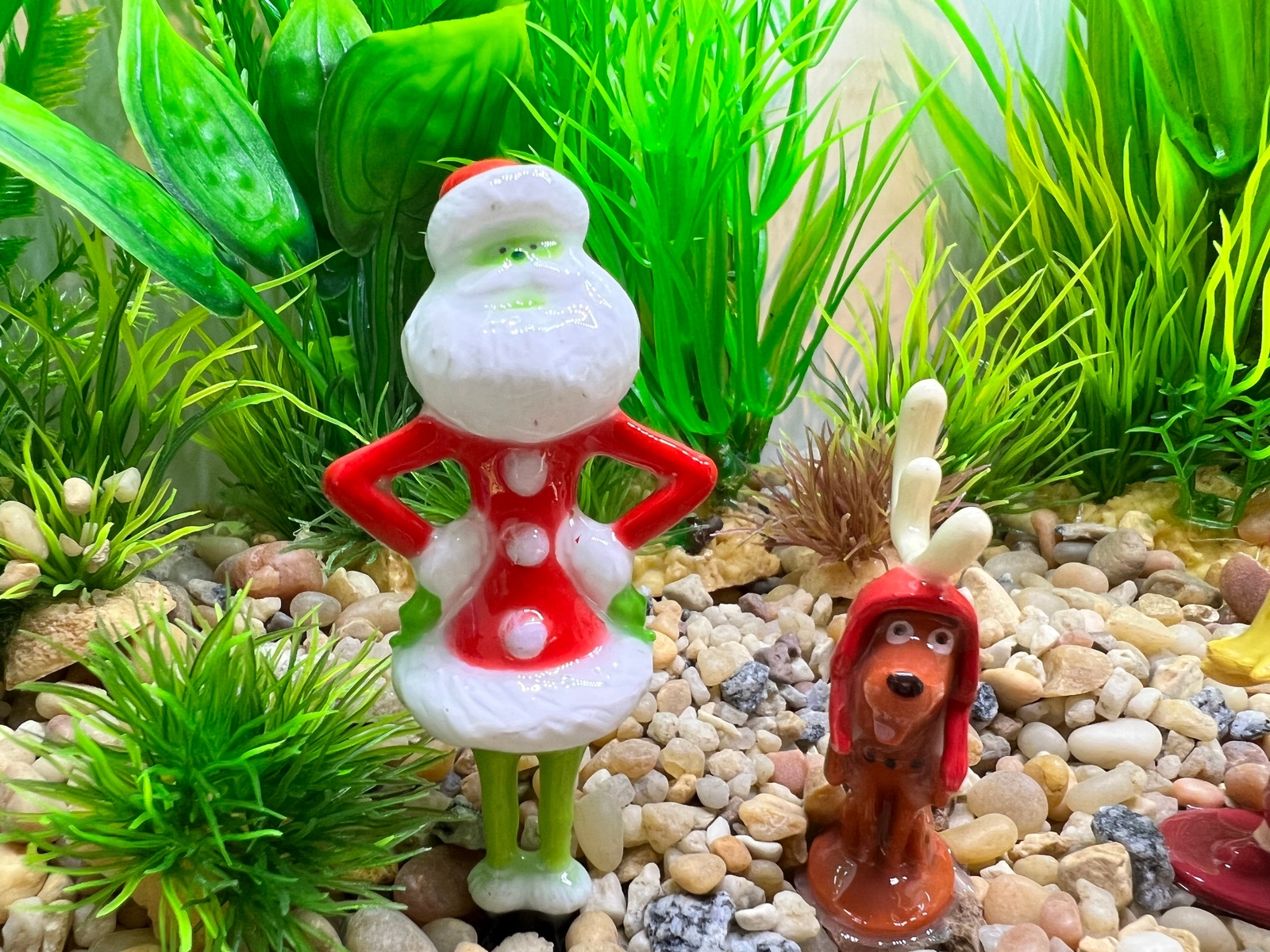 Christmas Aquarium Decor
