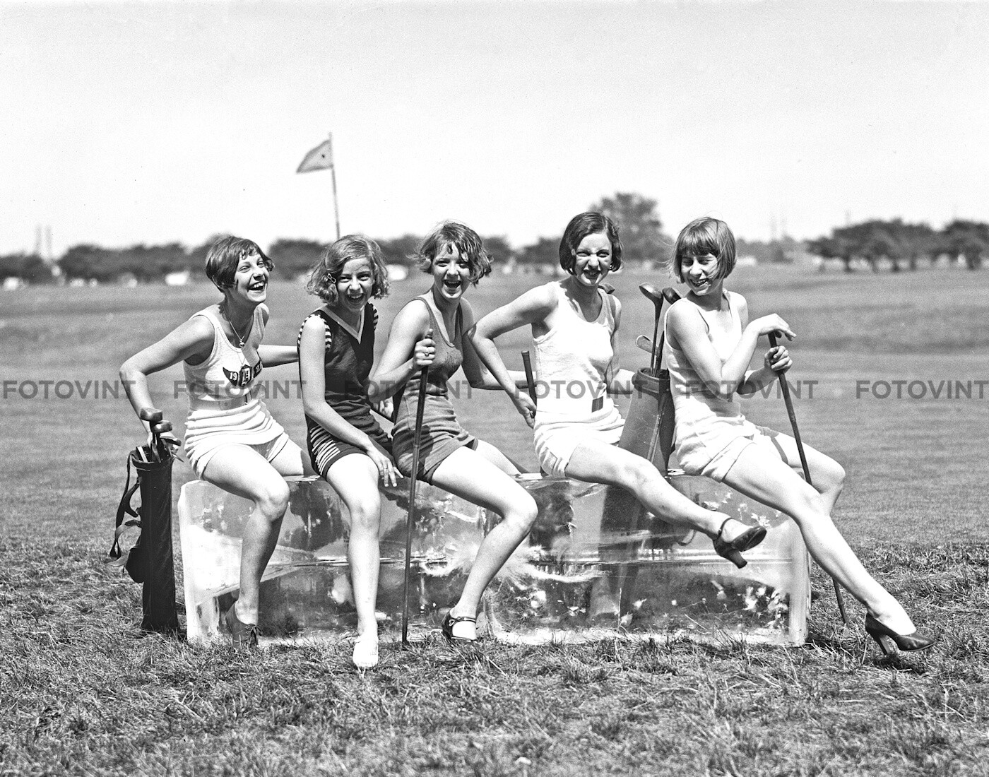 Vintage WOMENS GOLF Photo Picture GOLFING LADIES Photograph #1 8x10 11x14 16x20