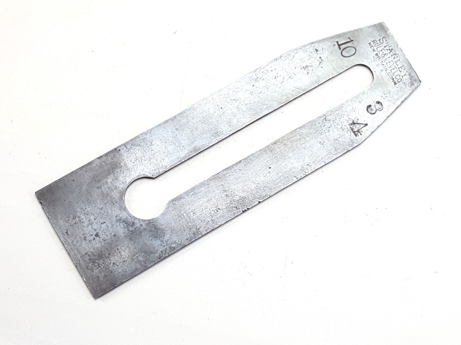 3482 Stanley No. 4, 5, 604 & 605; Single Iron, Waning "T" Trademark