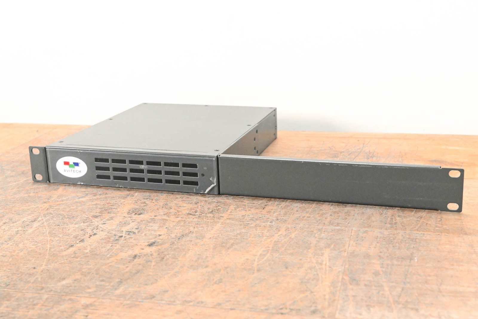 Avitech MCC-8001U Image Scaler / Processor CG01CA1
