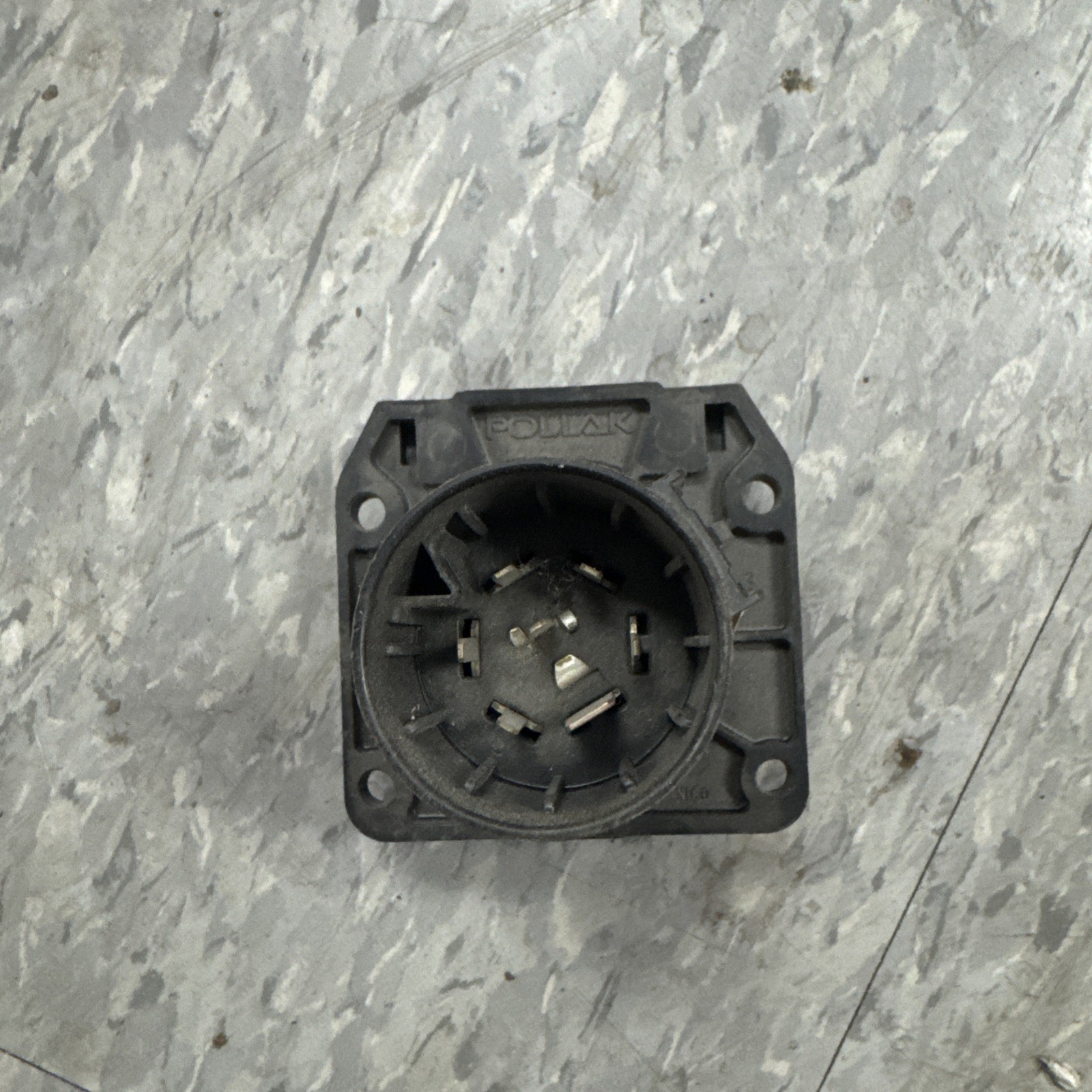 Pollak 7 way RV plug Vehicle side Light Plug Socket 7flat pin OEM