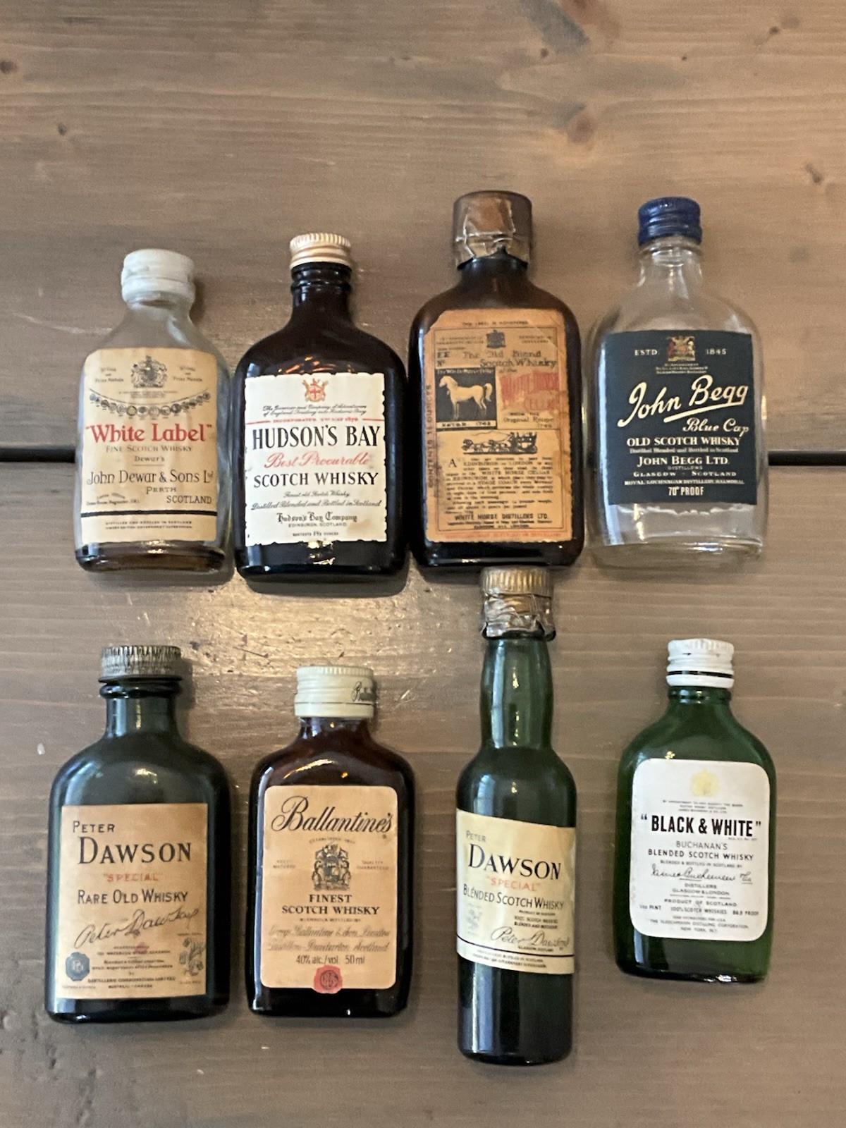 Lot x8 Mini Scotch Whisky Bottles HUDSON’S BAY, PETER DAWSON, JOHN BEGG-EMPTY