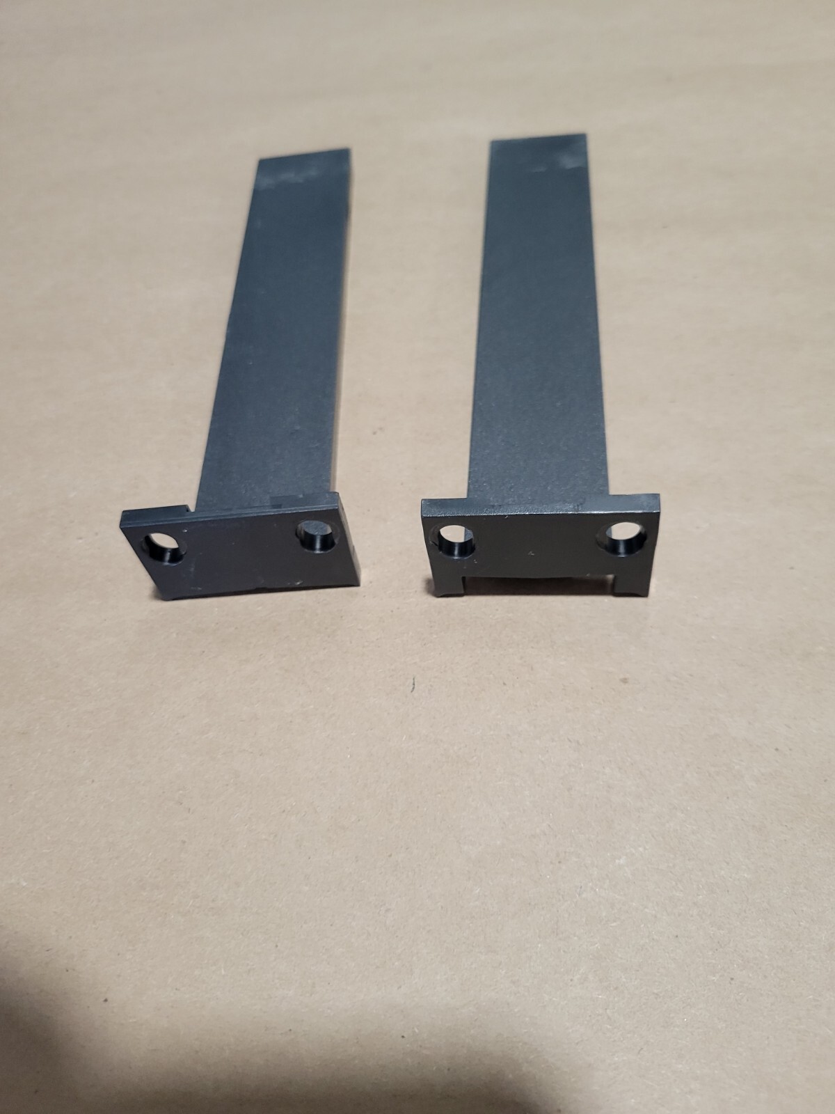 Sennheiser brackets for wireless audio receiver Mounting Em 1031-u Used Ears