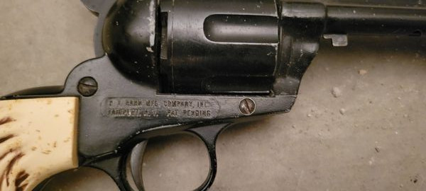 Hahn 45 Co2 BB Single Action Air Gun