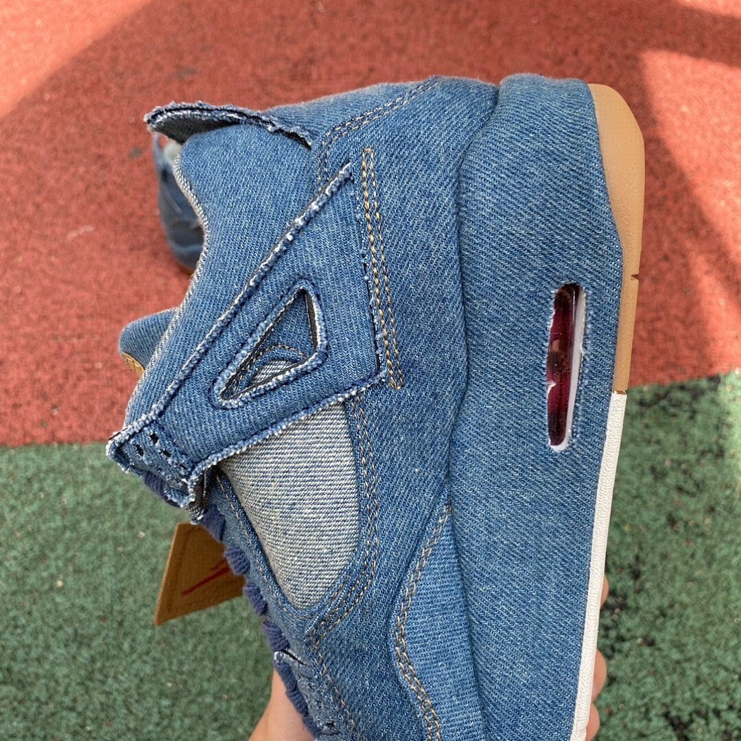 AJ4 Retro “Levi's Denim” Levi's Denim Bluel AO2571-401 NEW Men's Size 4-11