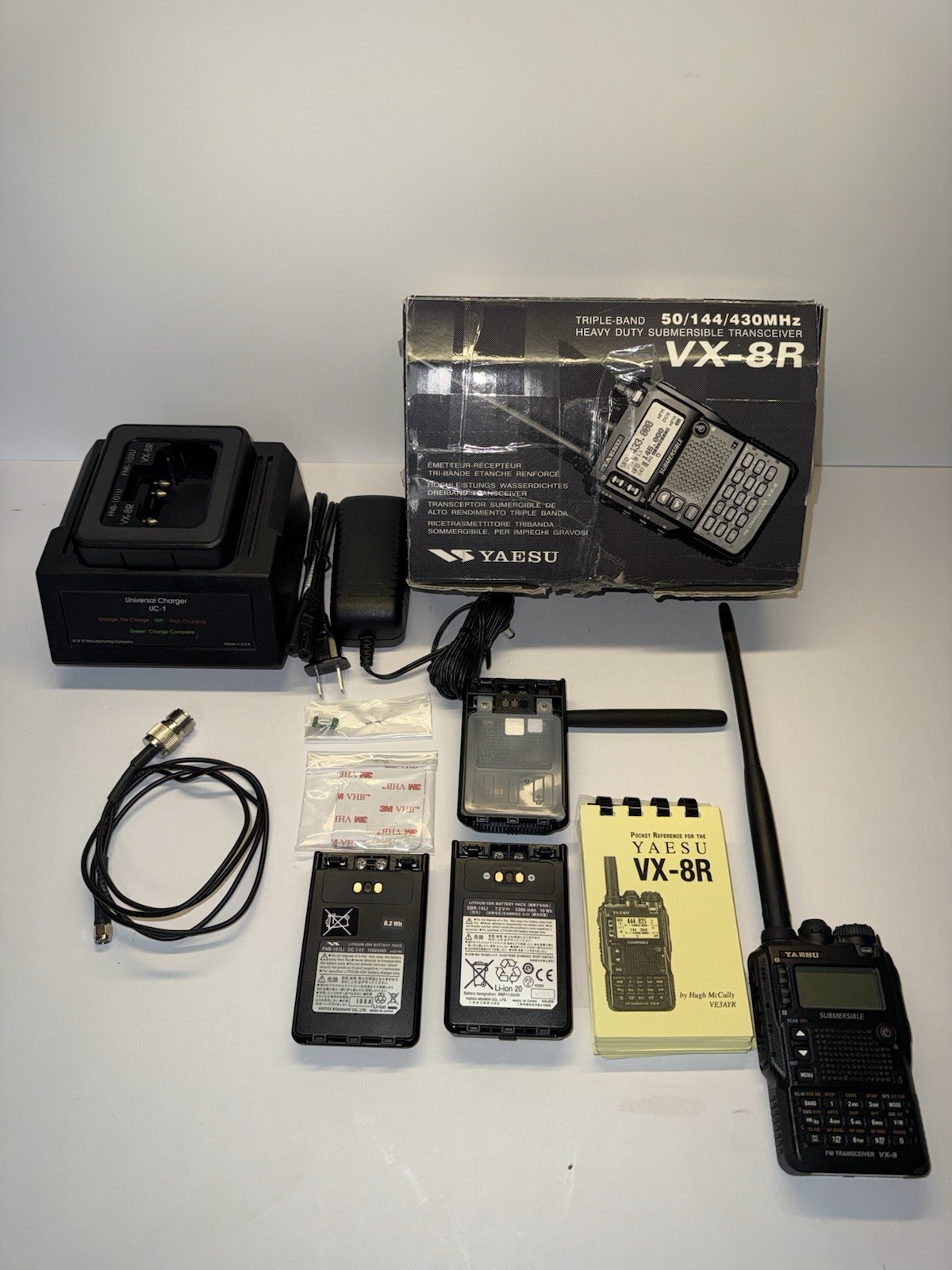 Yaesu VX-8R Submersible Quad Band FM Transceiver 50/144/220/440 MHz used