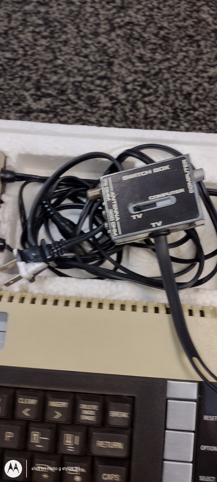Atari 600XL VTG Home Computer Video Game Console Untested