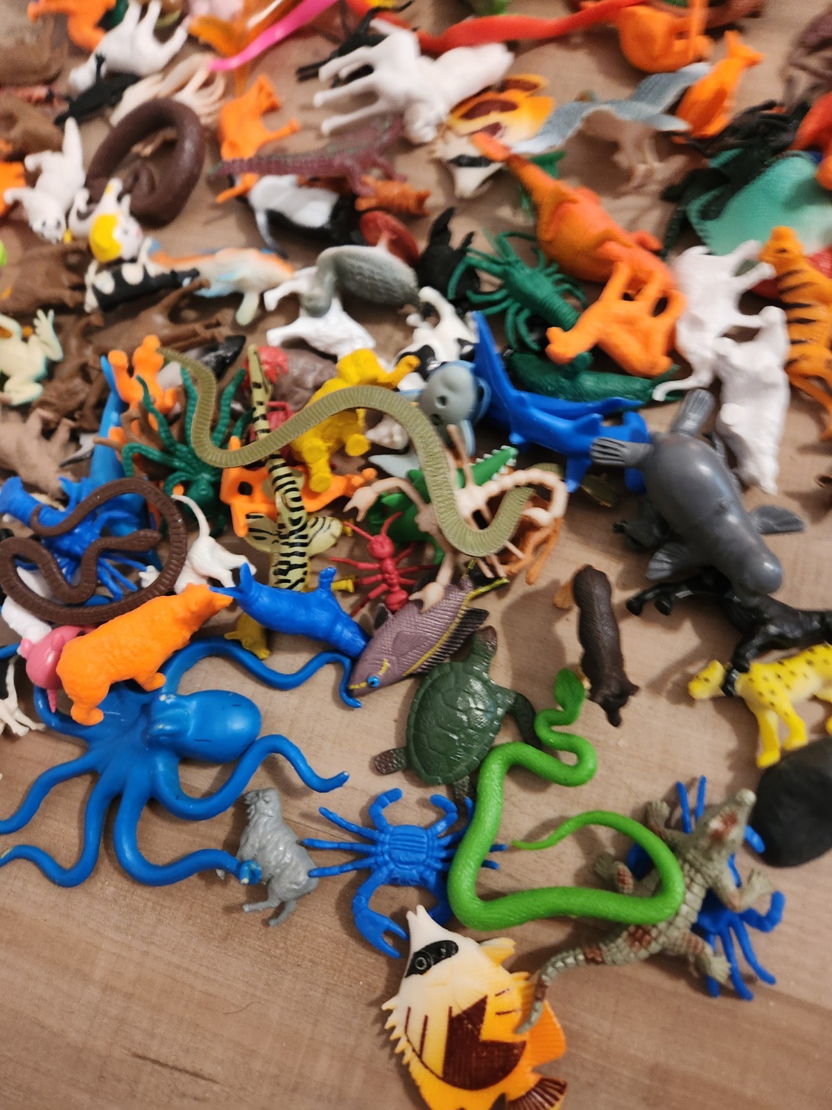 Large Plastic Animal Lot Over 150 Land & Sea Creatures Greenbrier, Boley, Etc.