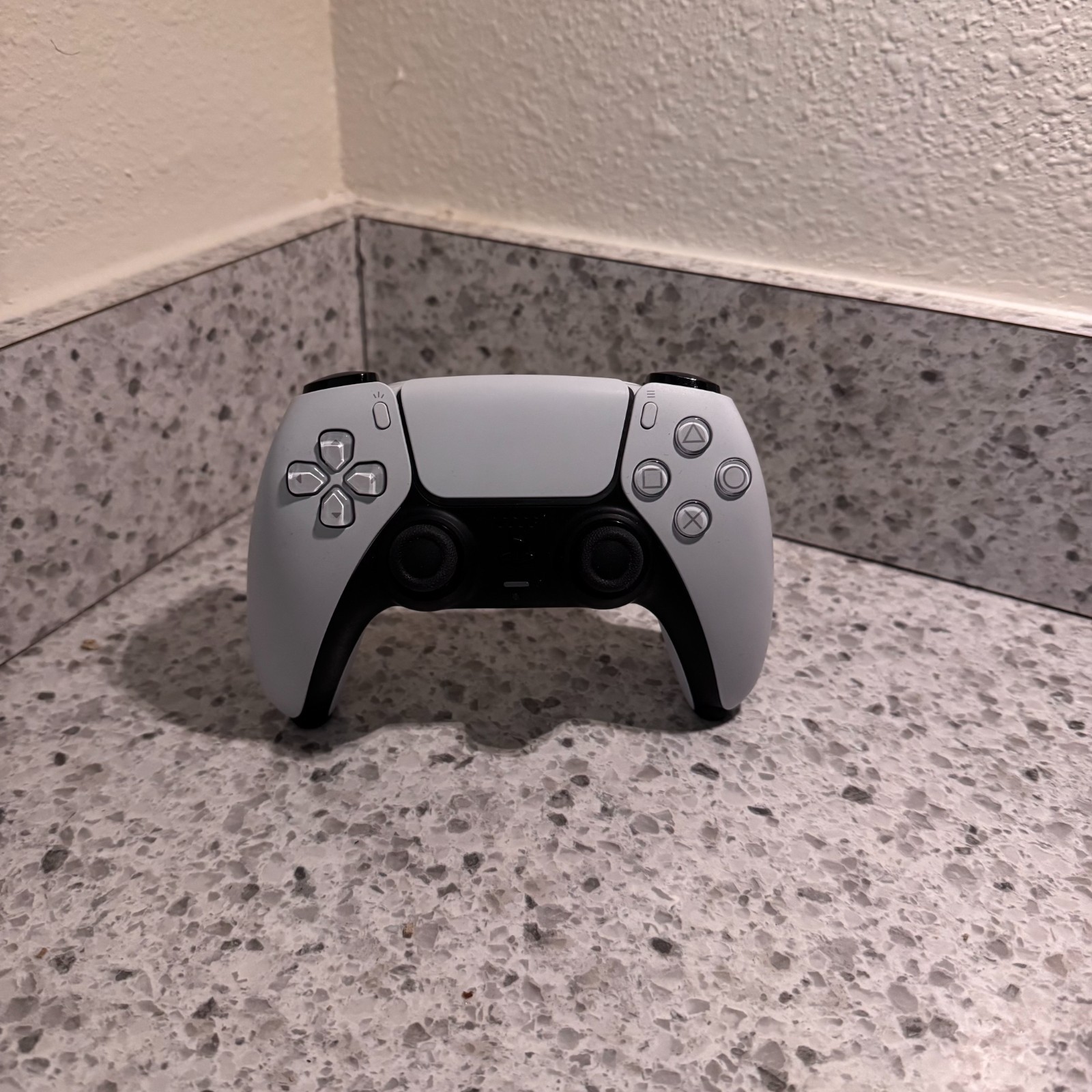 Pack of 2 - 3D Printed Minimalist PS5 Controller Stand