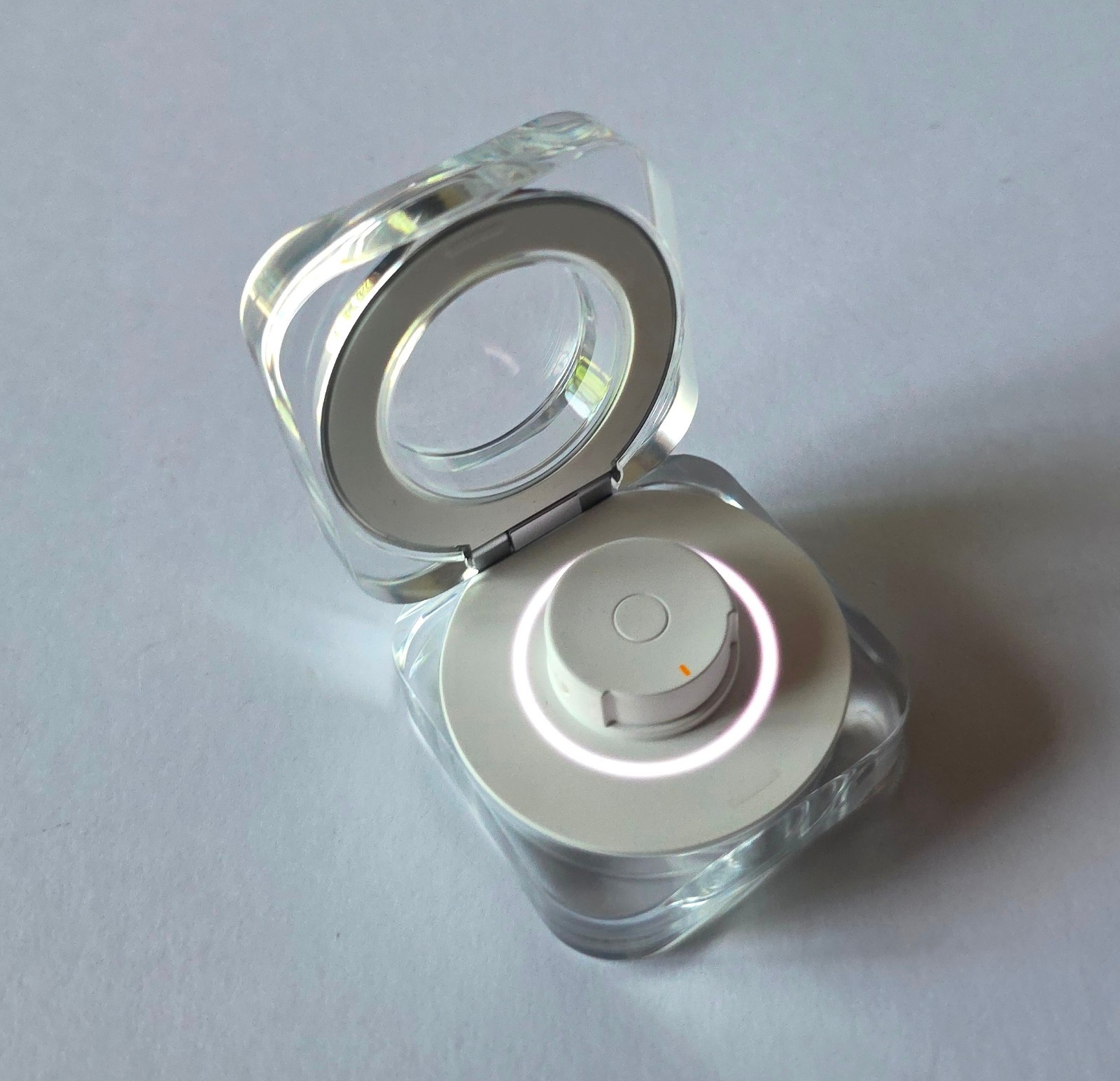 Unused Original White Samsung Galaxy Ring Size 13 CHARGING CASE ONLY EP-QQ503