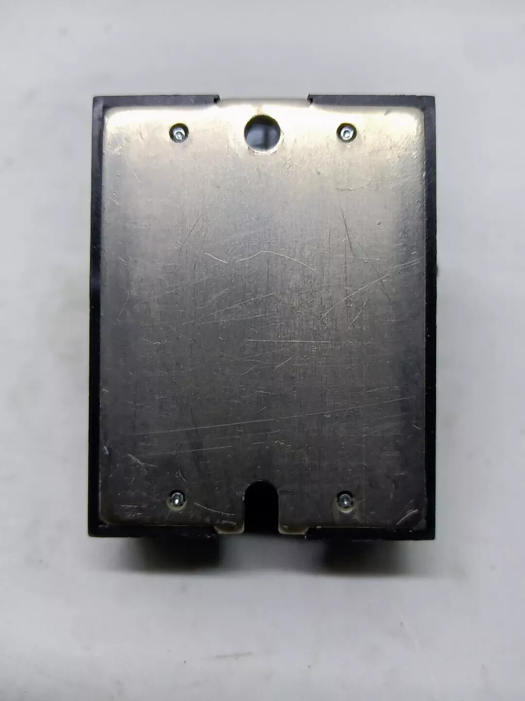 CRYDOM Solid State Relay A1202, Input 90-280V, Output 120V, 2.5A NOS