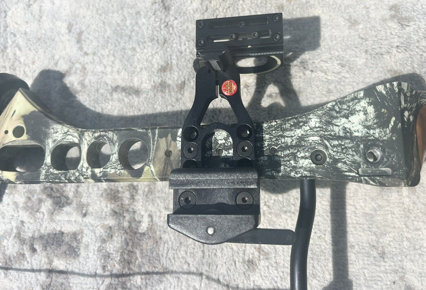 Used PSE compound bow right hand with case & more