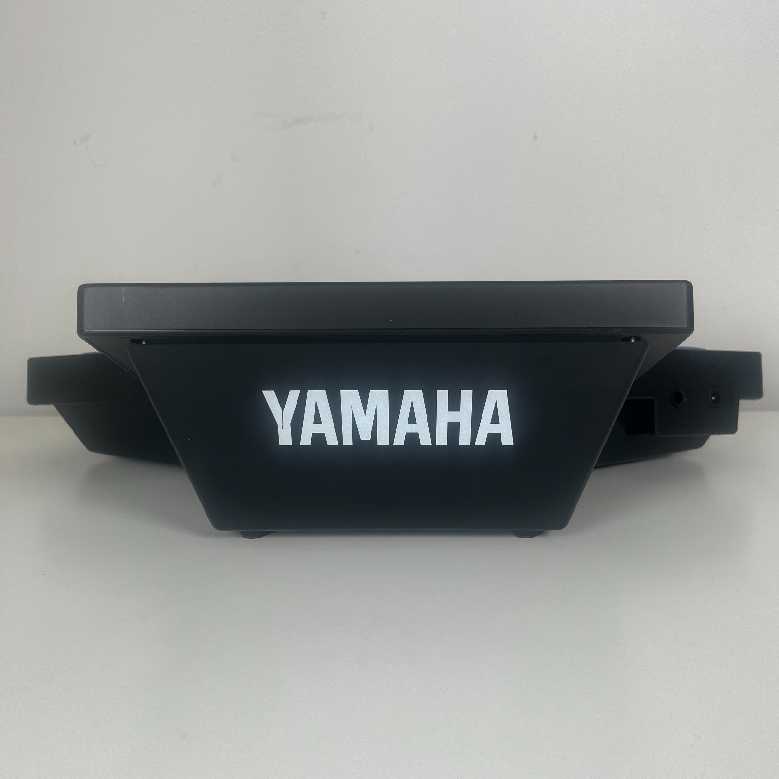 Yamaha DD-7 Super Session Player Digital Percussion Drum Machine, Sticks & Box